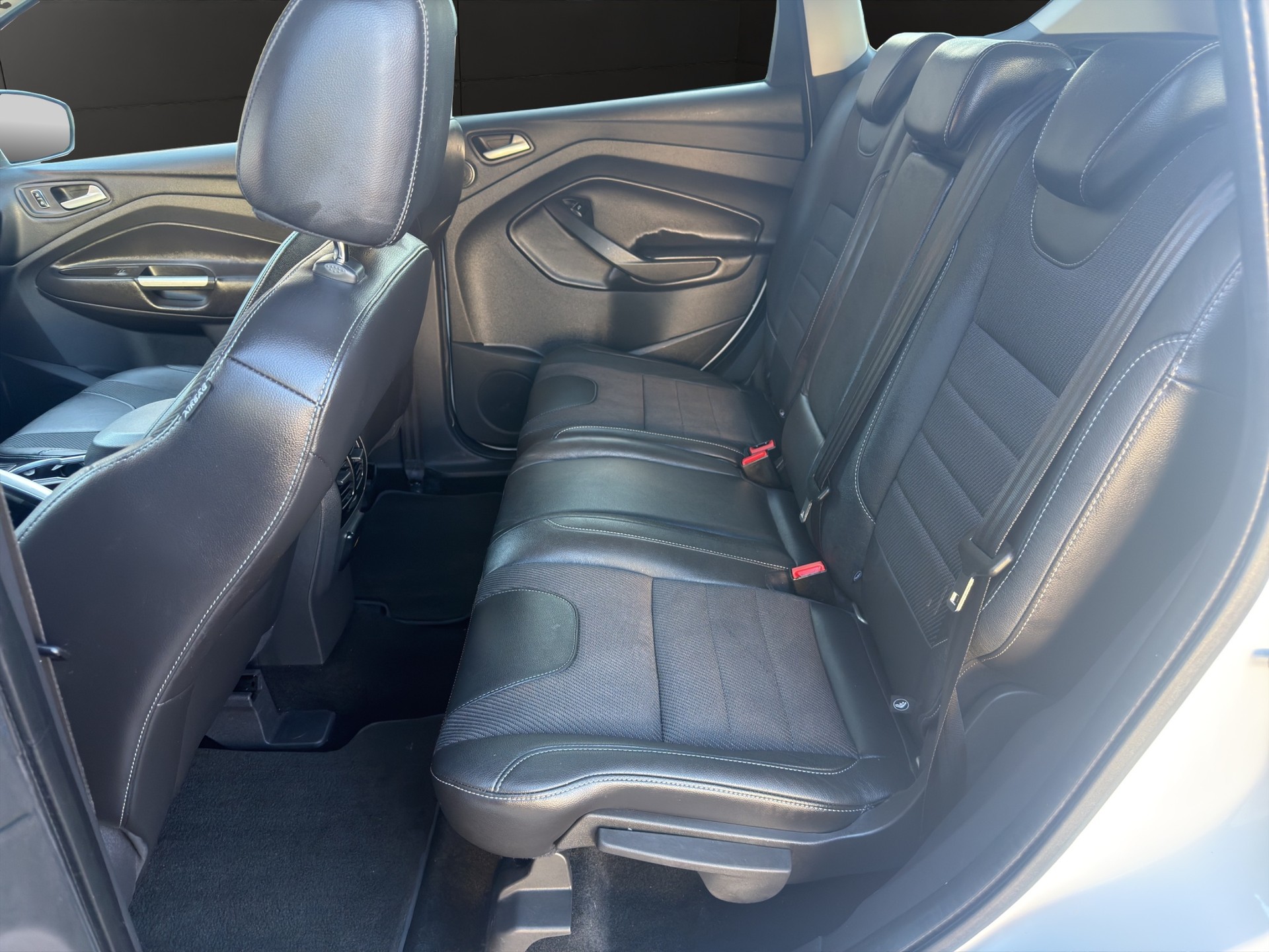 FORD Kuga 1.6 SCTi Titanium 4WD Automatic-image-9
