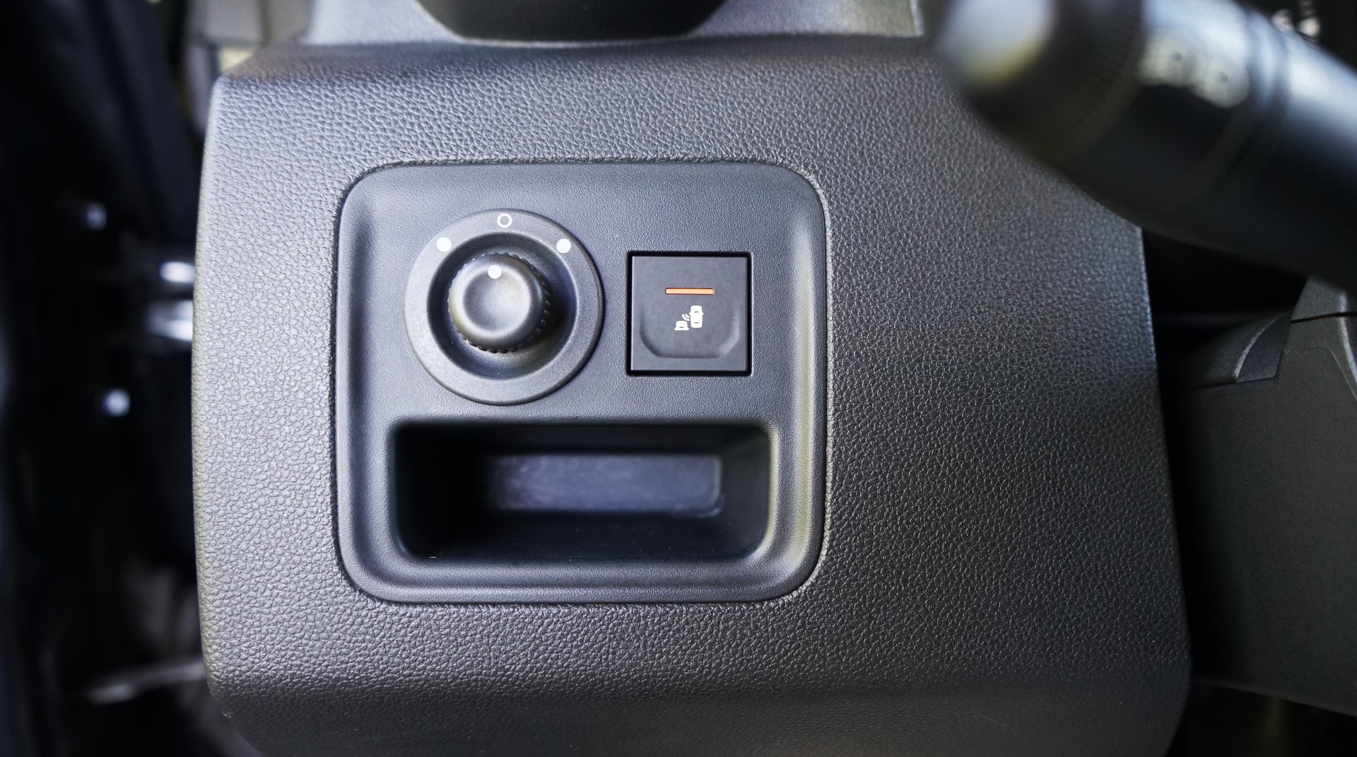 DACIA Duster SCe 115 Prestige 4x4-image-15