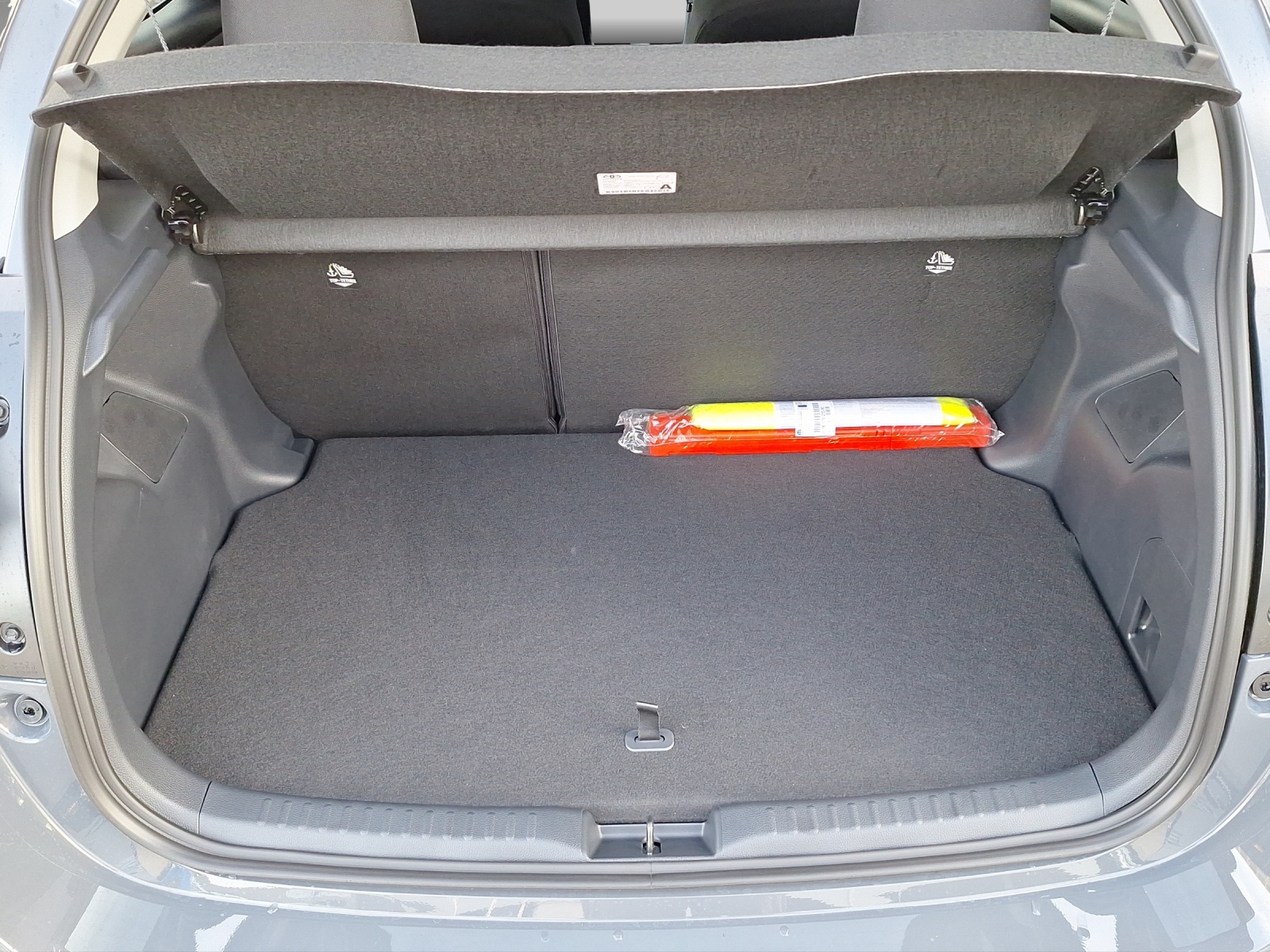 TOYOTA Yaris 1.5 VVT-i HSD Trend-image-11