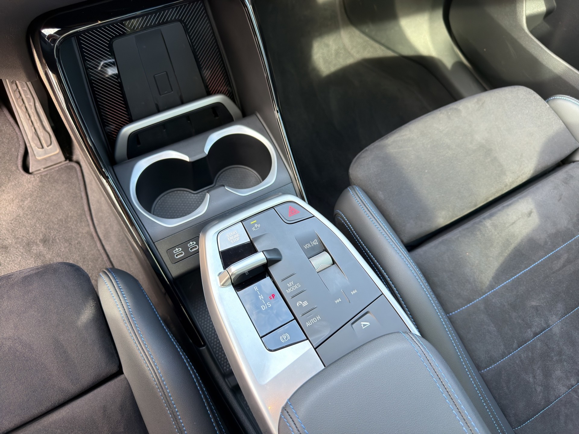 BMW X1 xDrive M35i-image-14