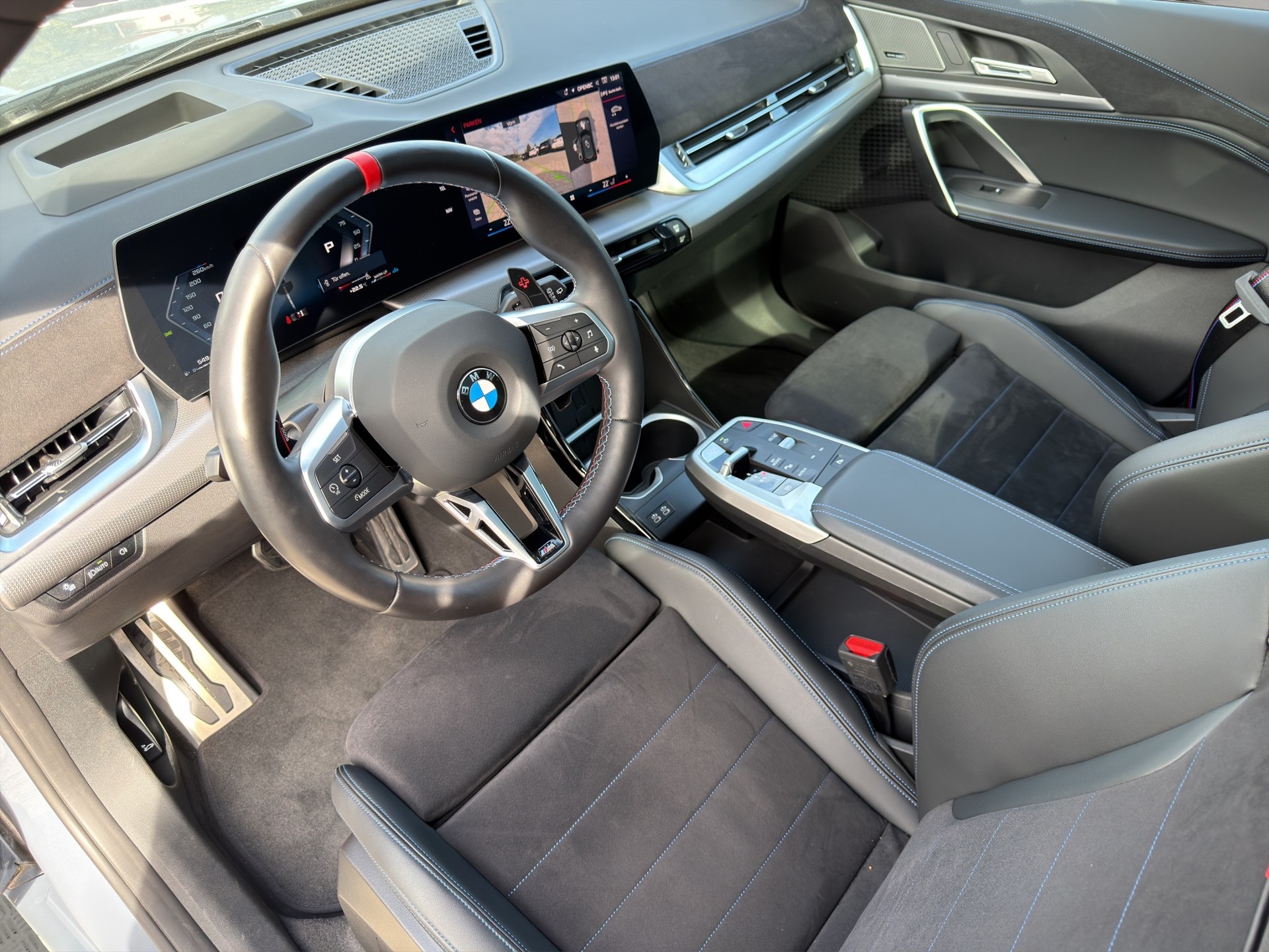 BMW X1 xDrive M35i-image-10