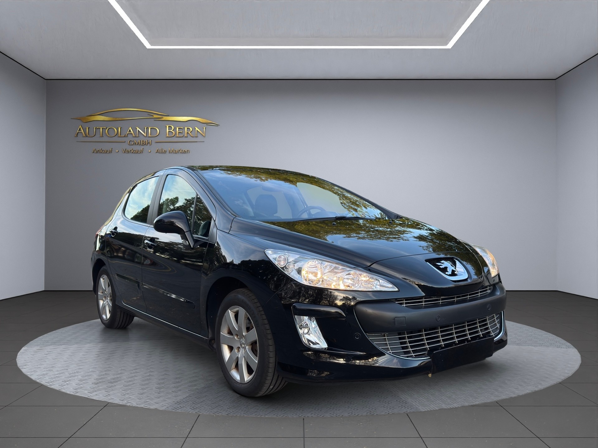 PEUGEOT 308 1.6 16V Exklusive Automatic-showroom-element-1