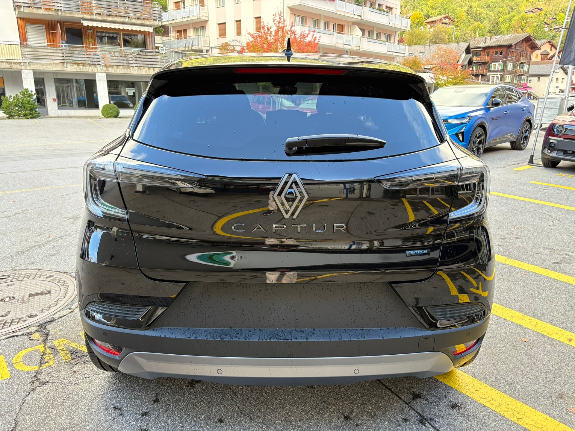RENAULT Captur 1.8 E-Tech 160 Esprit Alpine-image-5