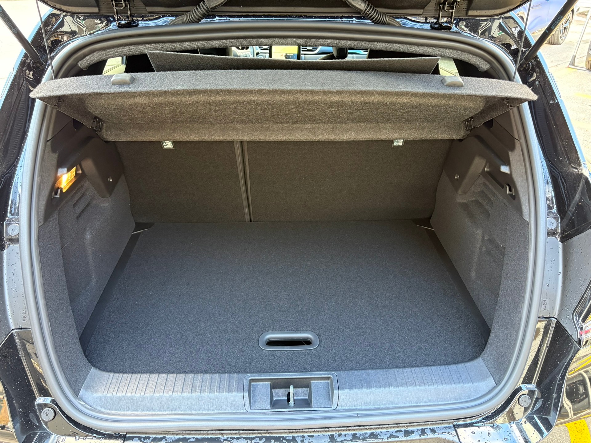 RENAULT Captur 1.8 E-Tech 160 Esprit Alpine-image-13