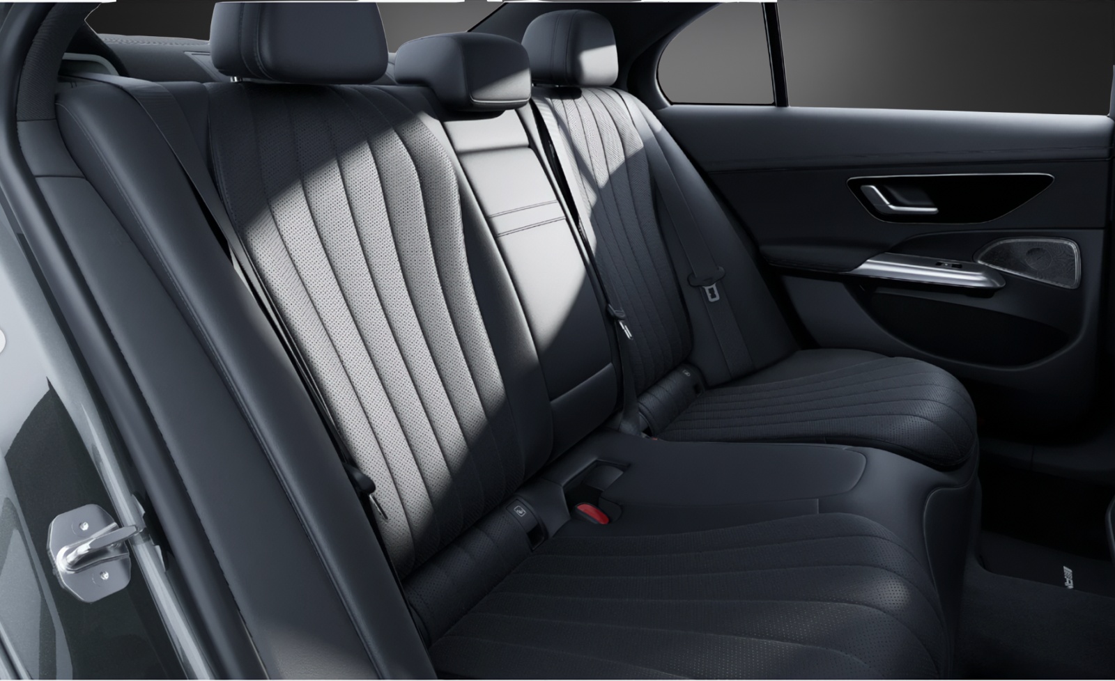 MERCEDES-BENZ E 300 e 4Matic EQ Hybrid 9G-Tronic-image-9