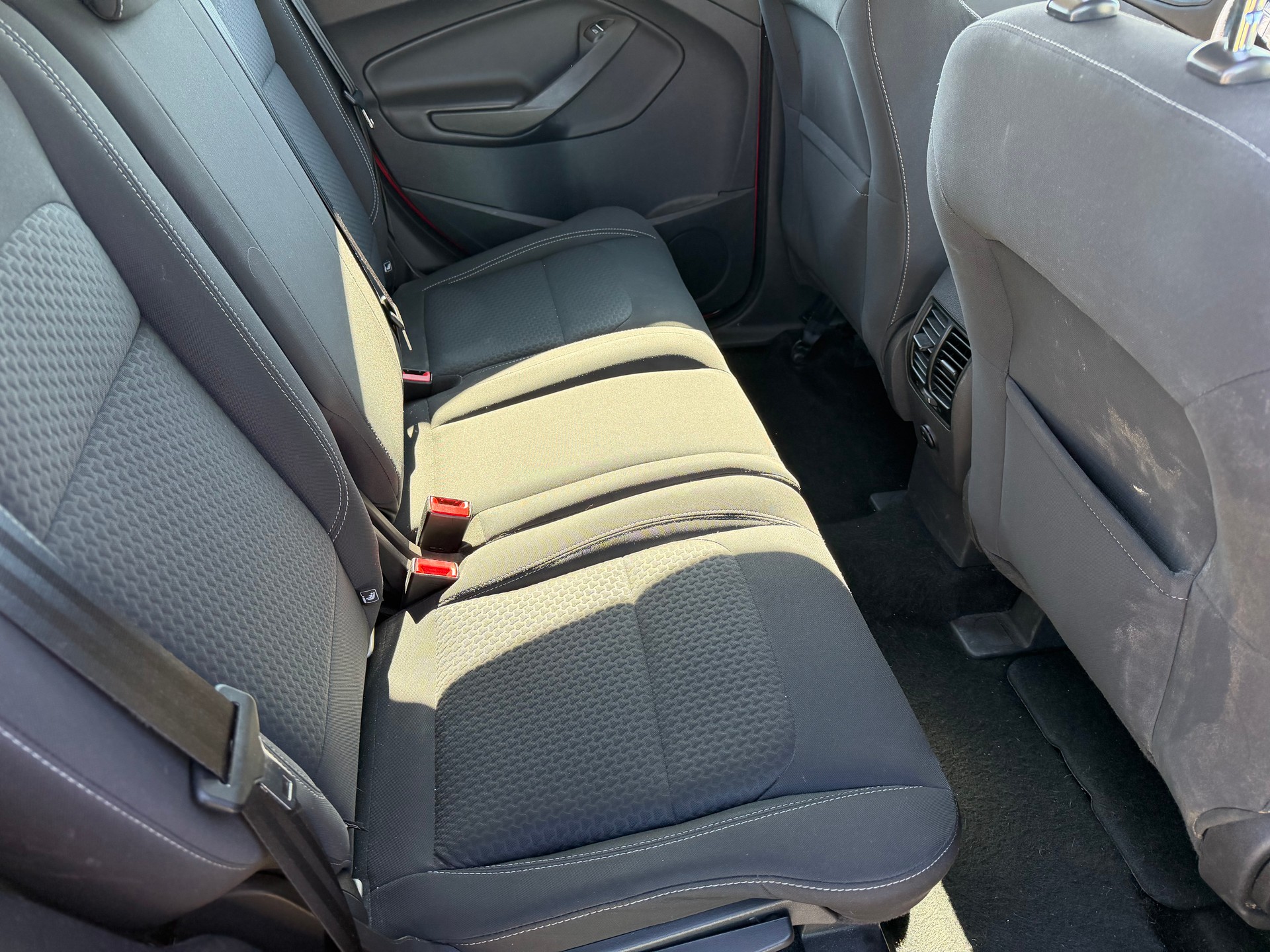 FORD Kuga 1.5 SCTi Trend 2WD-image-6