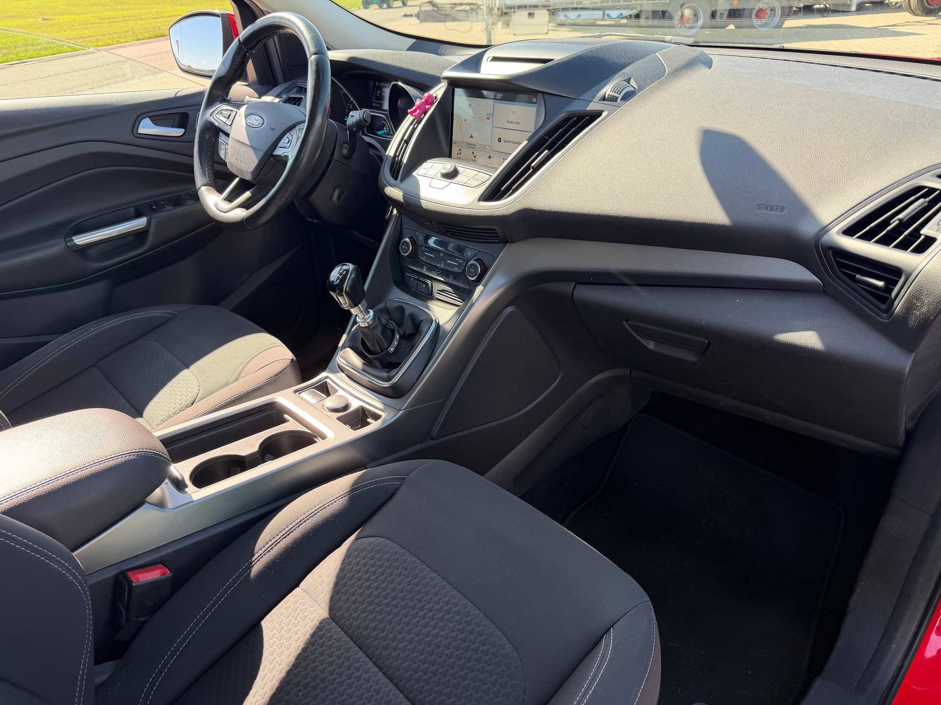FORD Kuga 1.5 SCTi Trend 2WD-image-4