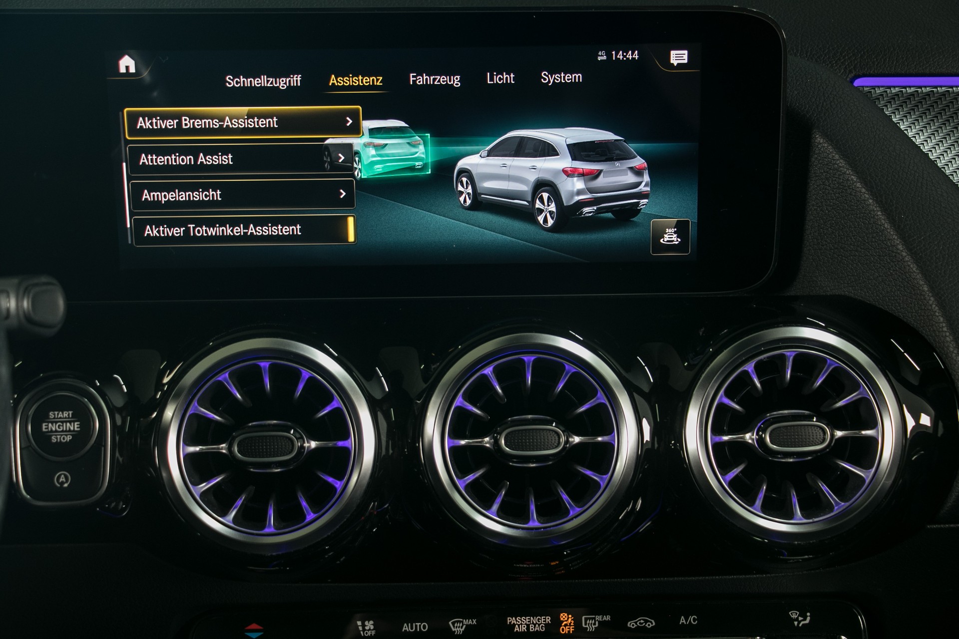 MERCEDES-BENZ GLA 220d 4Matic AMG Line 8G-DCT-image-6