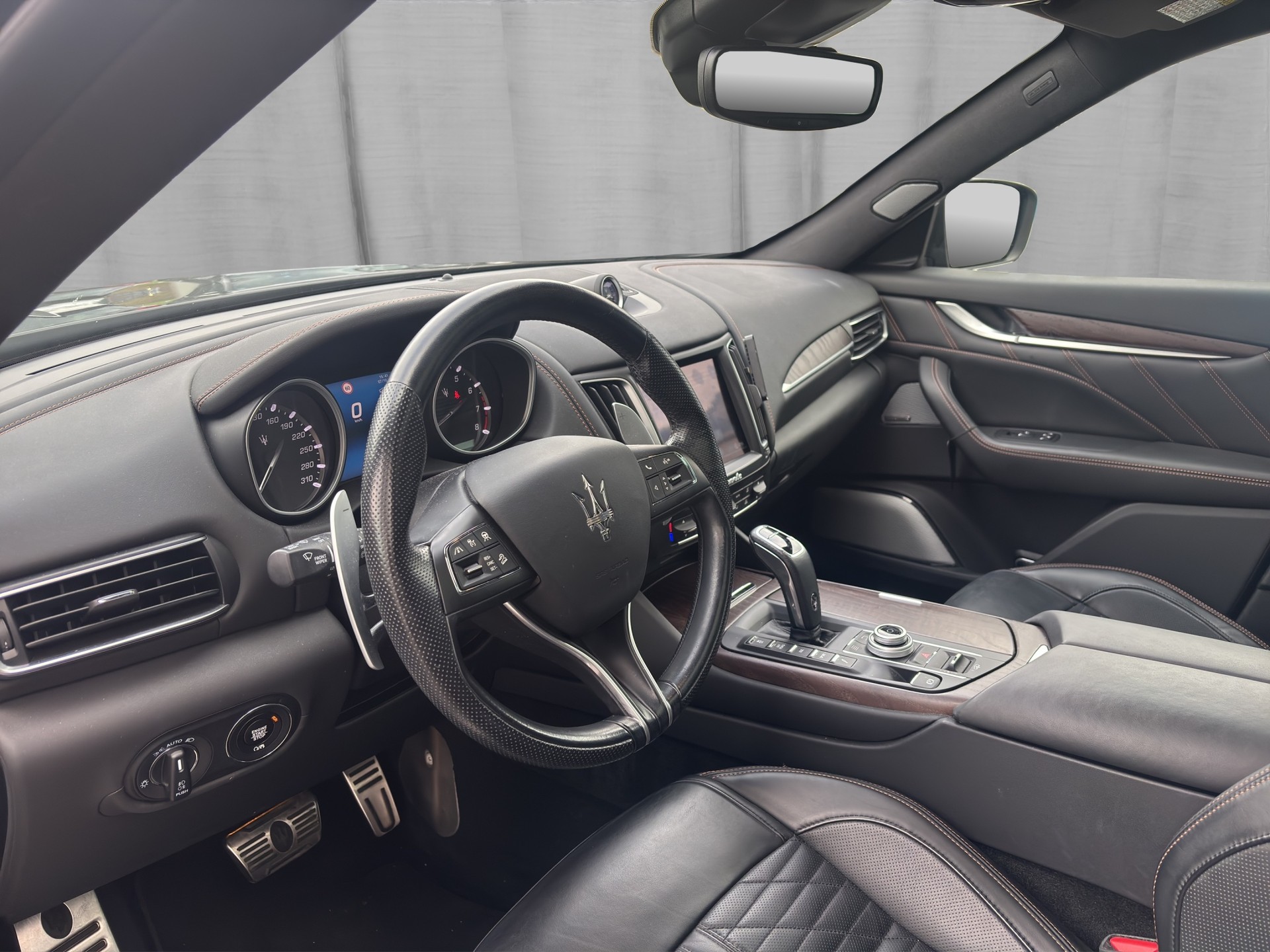 MASERATI Levante S 3.0 V6 GranSport Automatica-image-8