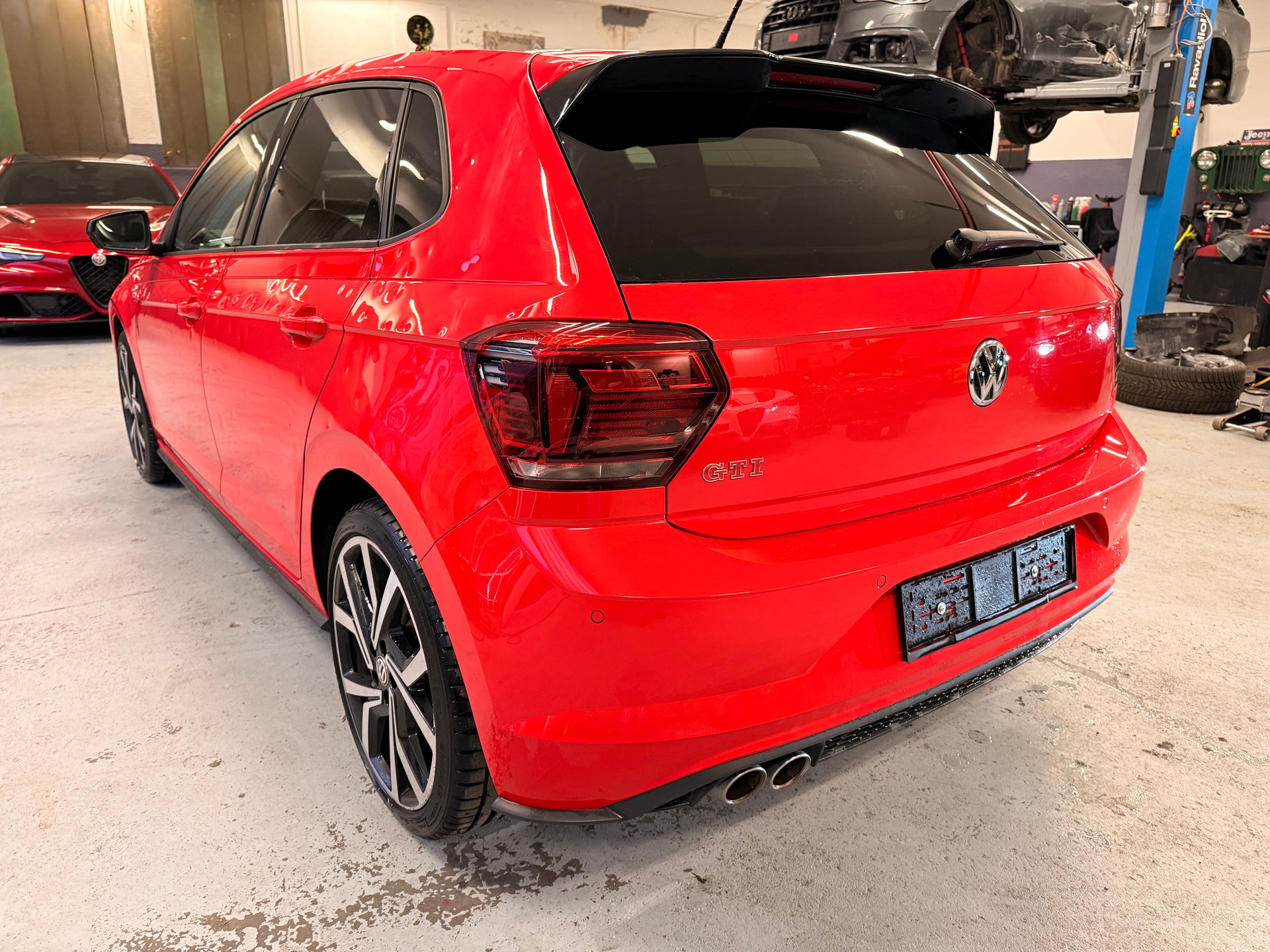 VW Polo 2.0 TSI GTI DSG-image-3