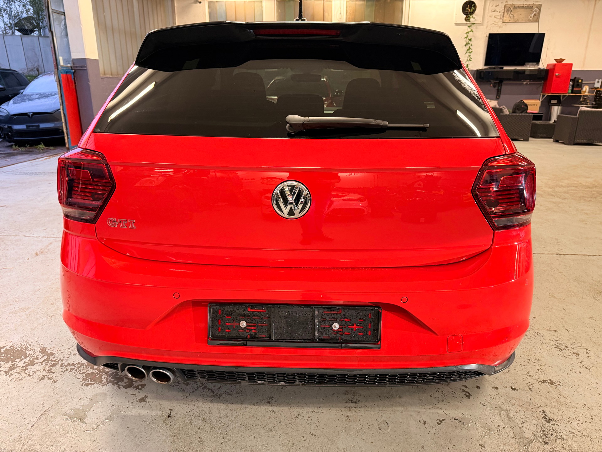 VW Polo 2.0 TSI GTI DSG-image-4