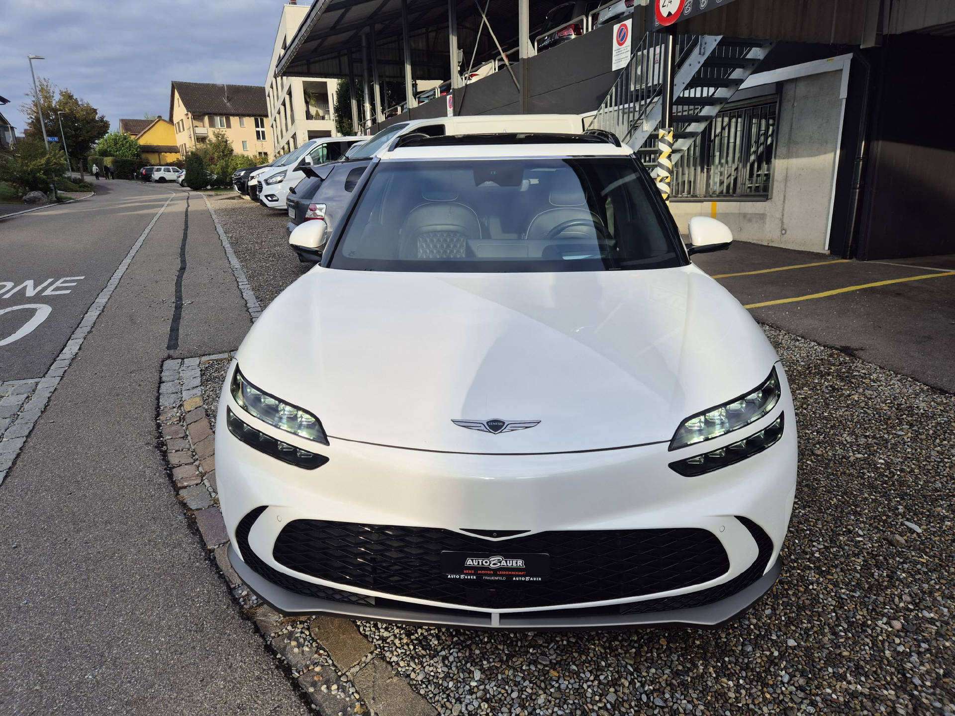 GENESIS GV60 Dual Motor Sport AWD 77.4 kWh-image-2