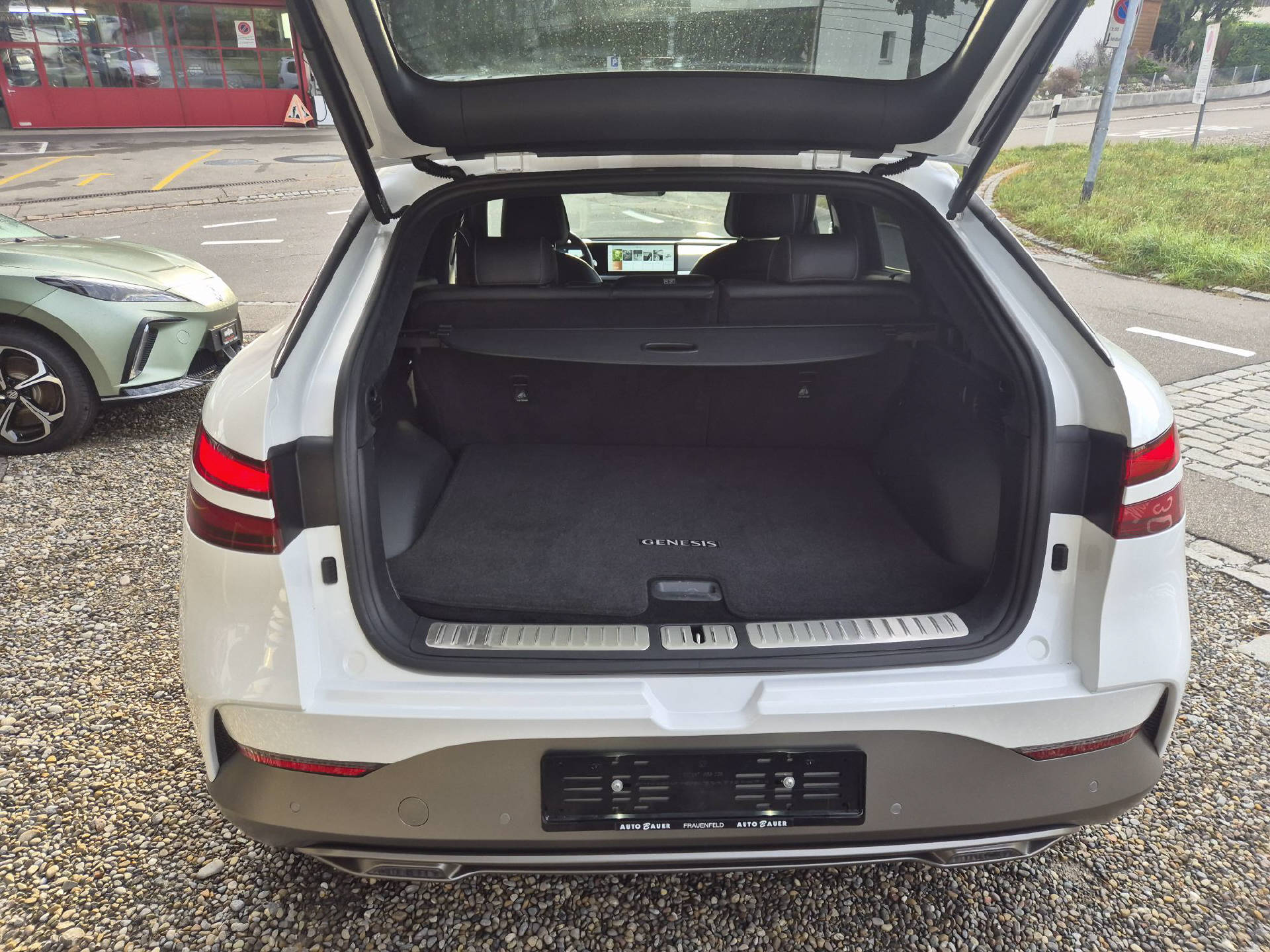 GENESIS GV60 Dual Motor Sport AWD 77.4 kWh-image-6