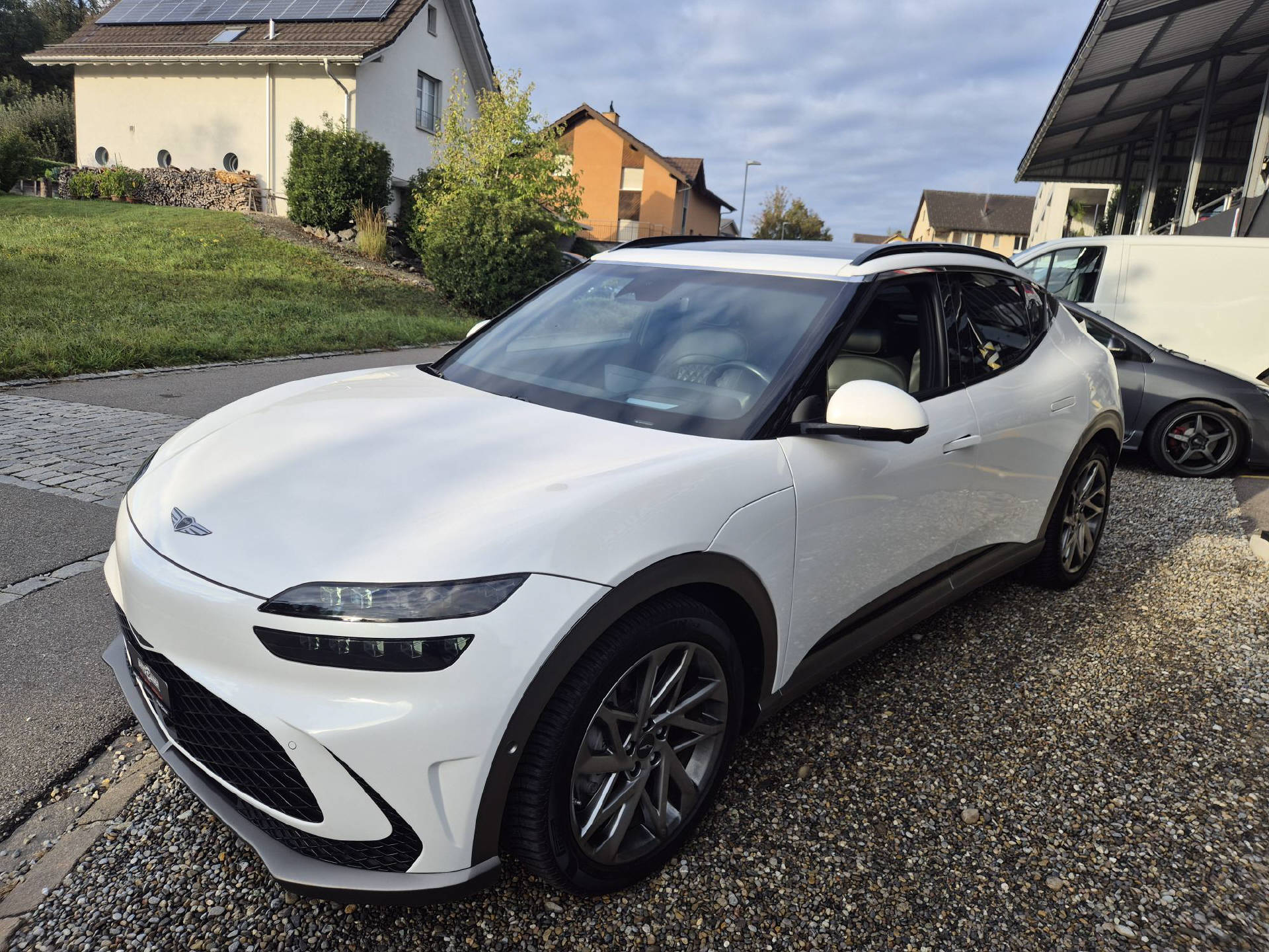 GENESIS GV60 Dual Motor Sport AWD 77.4 kWh-image-3