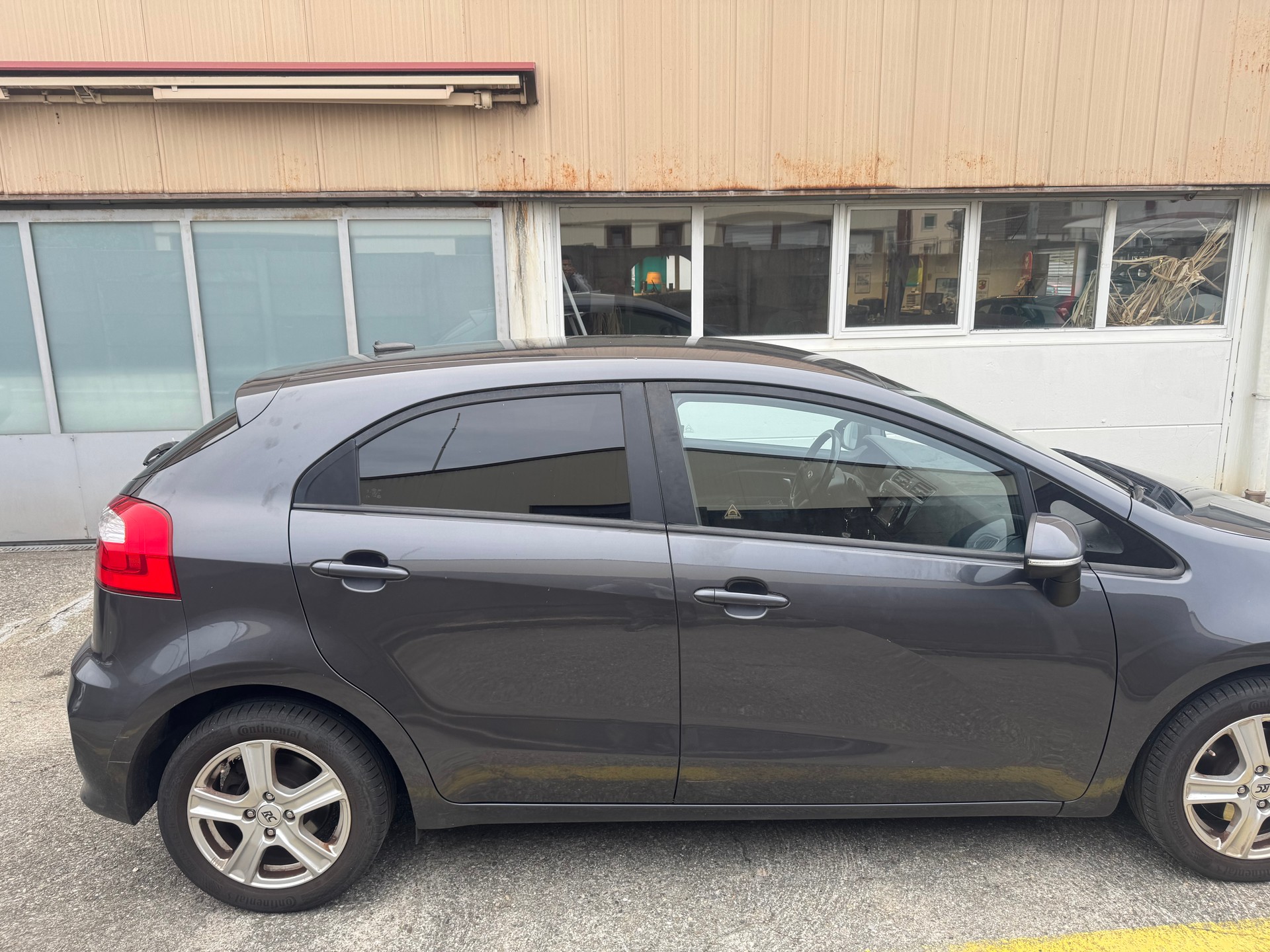 KIA Rio 1.4 CVVT Style-image-2