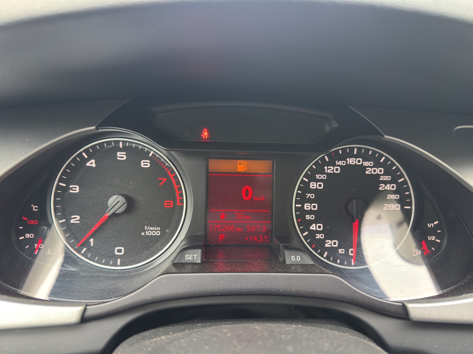 AUDI A4 allroad 2.0 TFSI quattro S-tronic-image-14