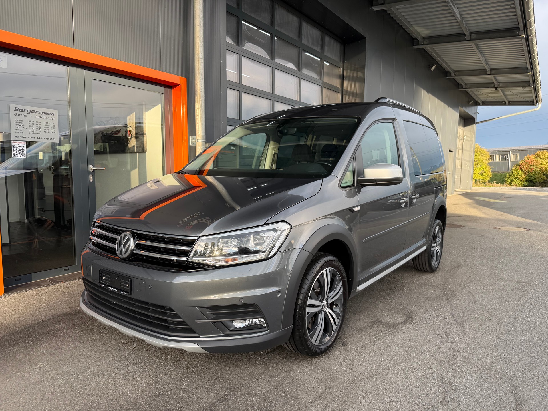 VW Caddy 2.0TDI 4Motion BlueMotion Technology DSG-image-1