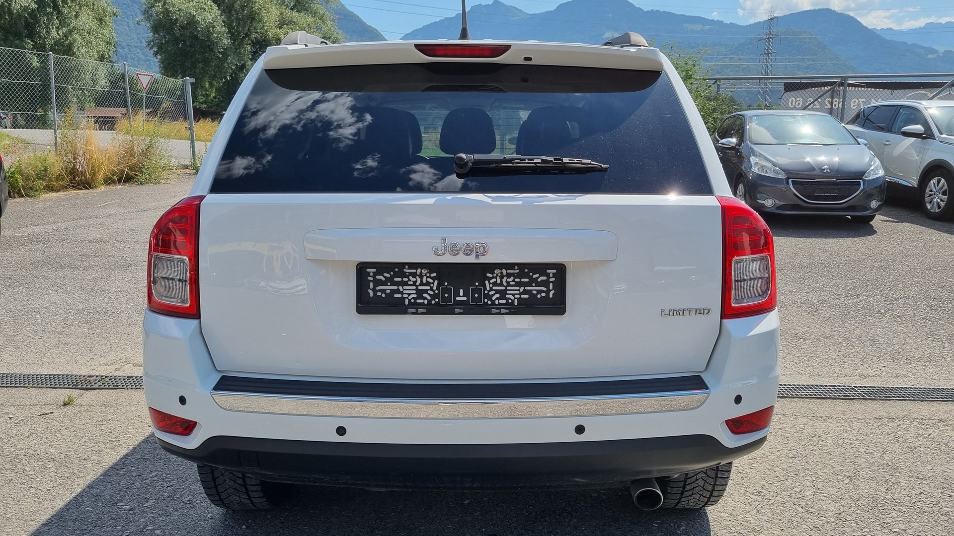 JEEP Compass 2.4 Limited CVT-image-5