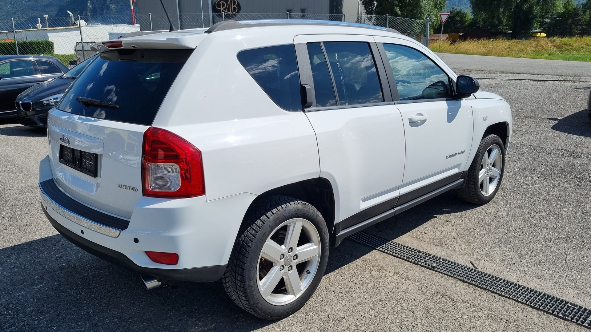 JEEP Compass 2.4 Limited CVT-image-4