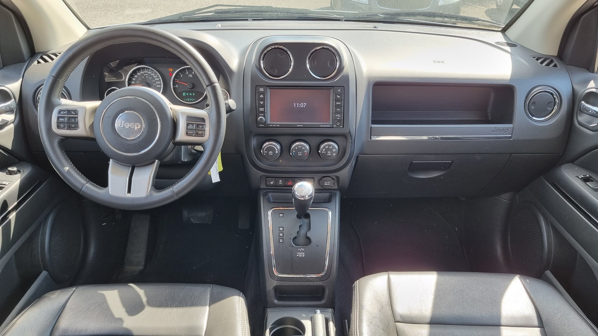 JEEP Compass 2.4 Limited CVT-image-6