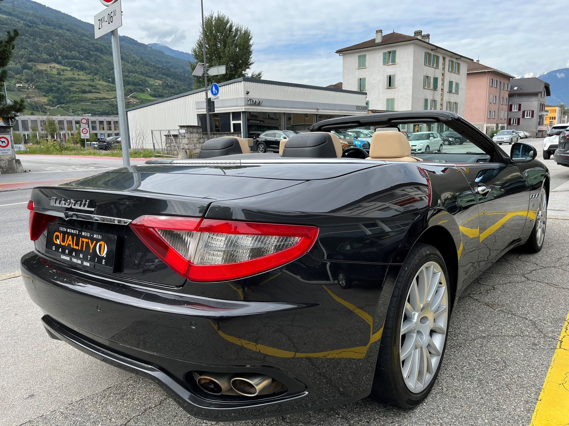 MASERATI GranCabrio Automatica-showroom-element-3