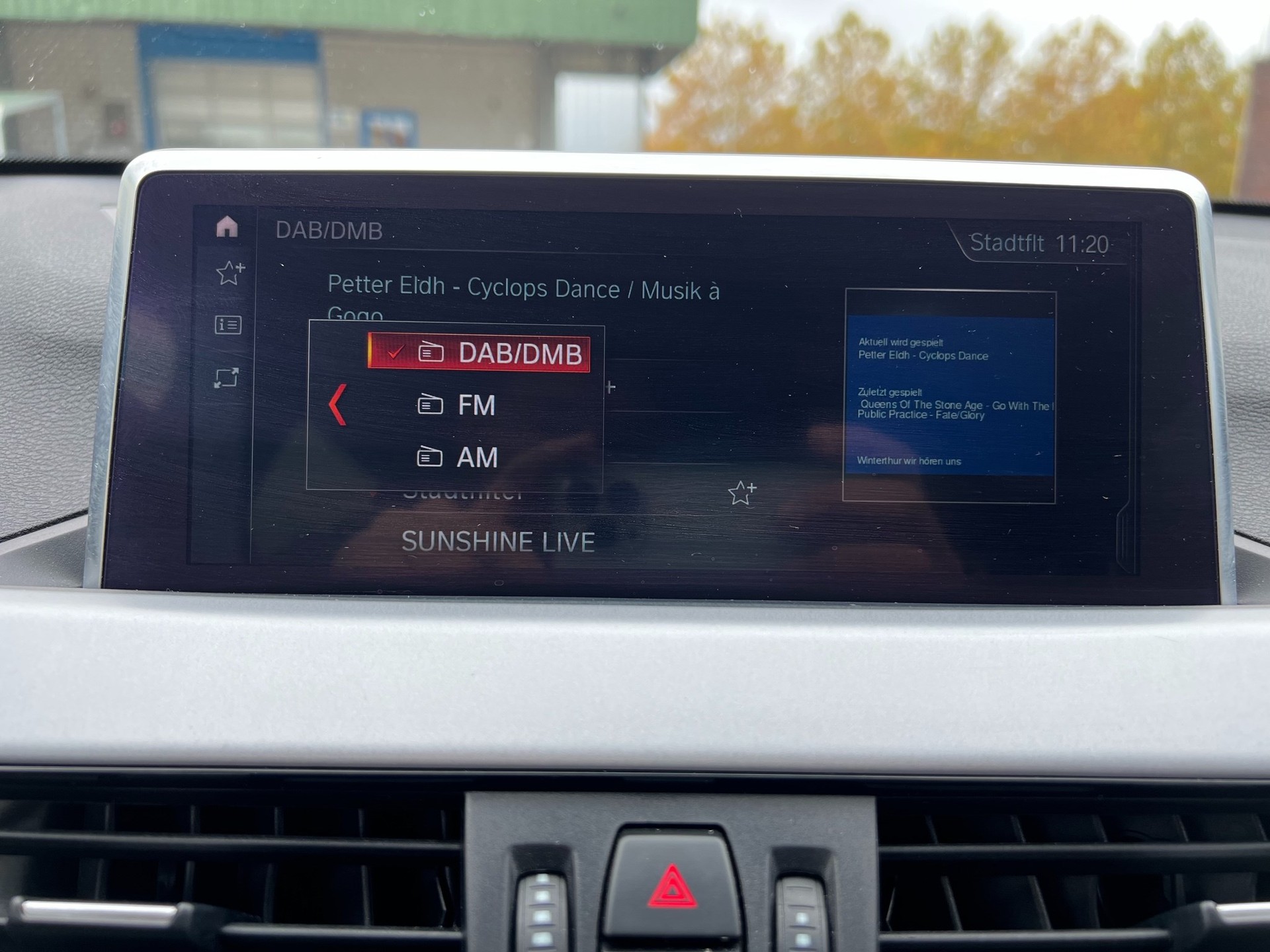 BMW X1 sDrive 18d Essential Edition Steptronic-image-8