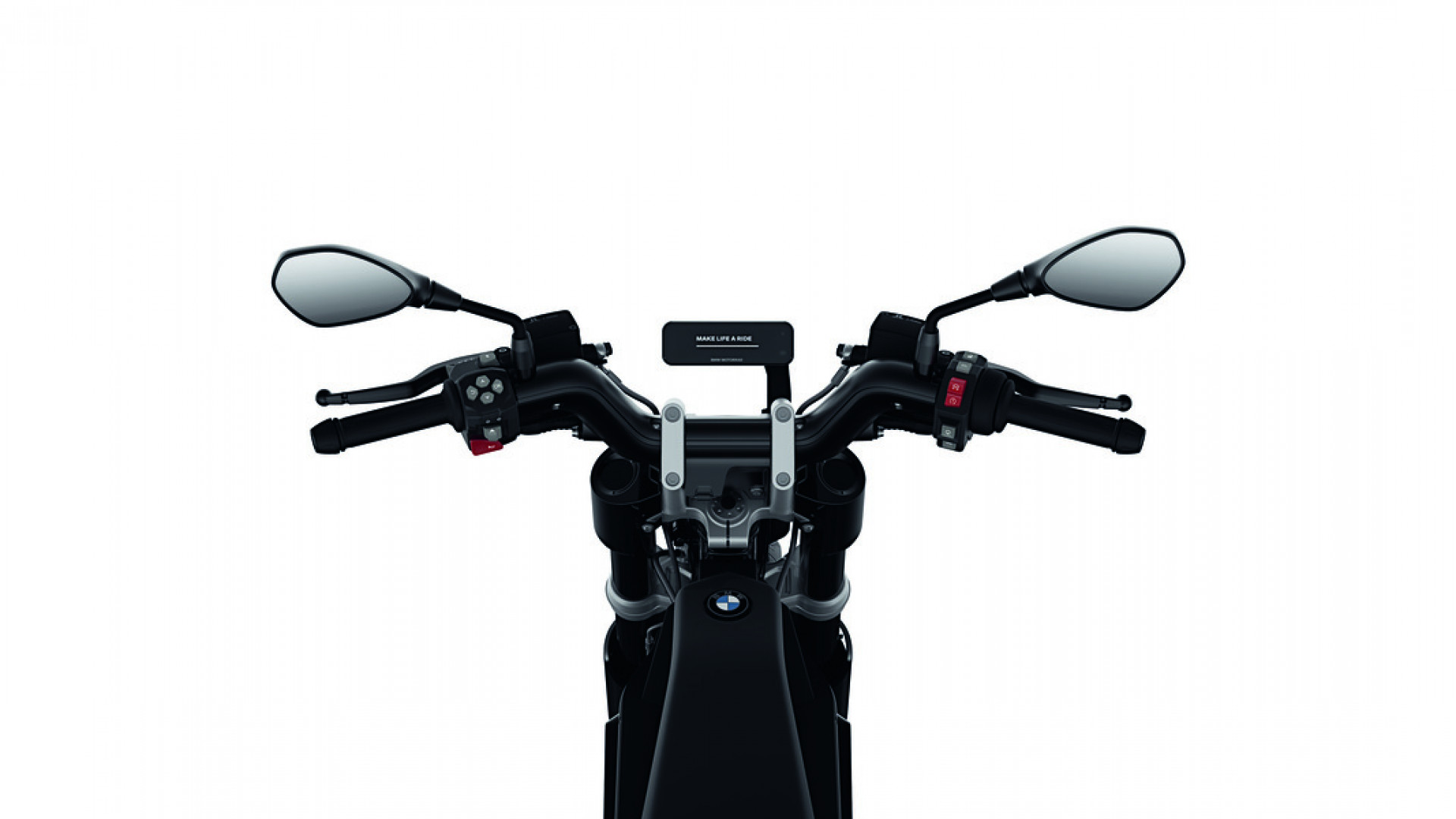BMW CE 02 Highline-showroom-element-3