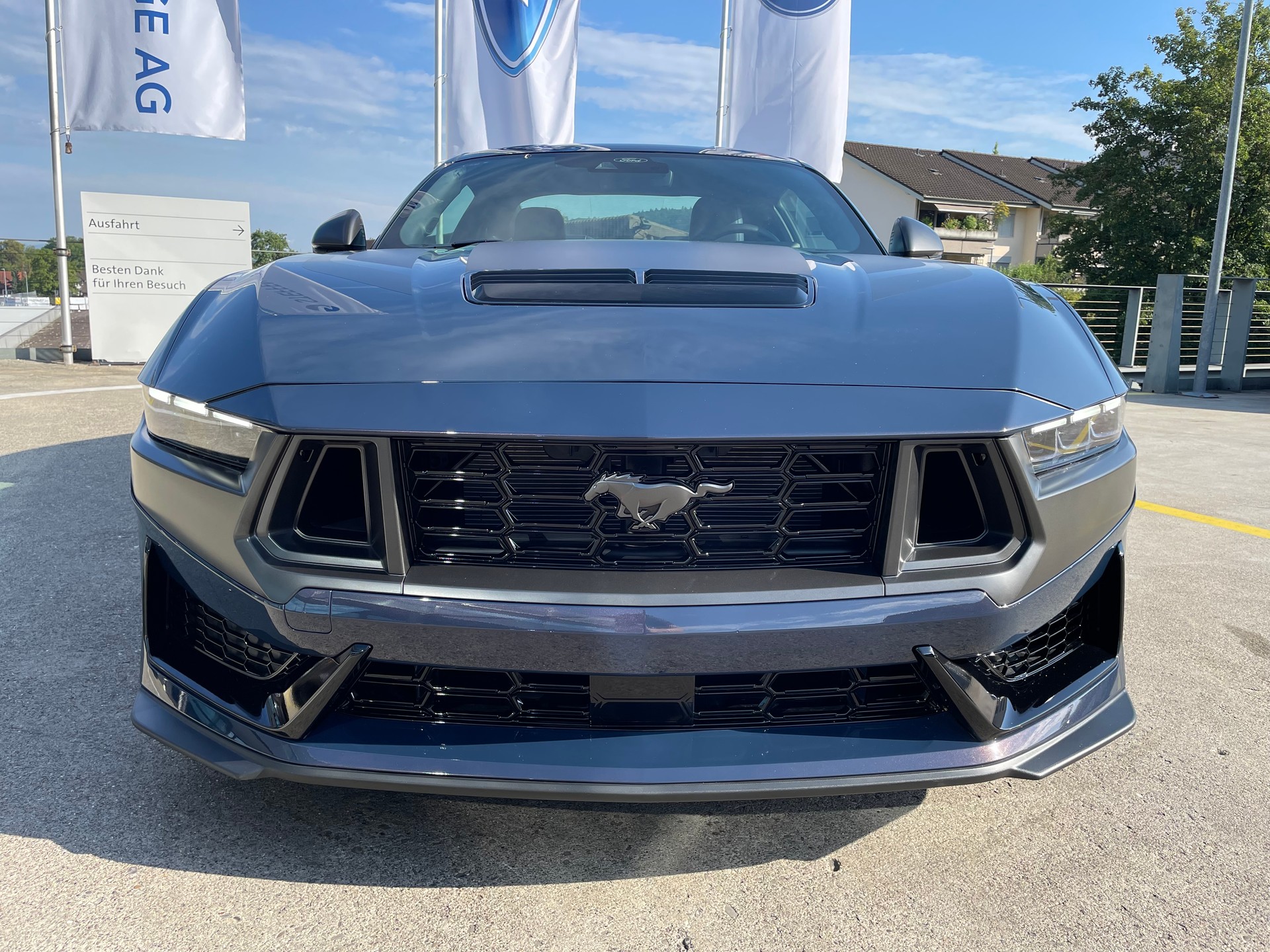 FORD Mustang Fastback 5.0 V8 Dark Horse Automat-showroom-element-1