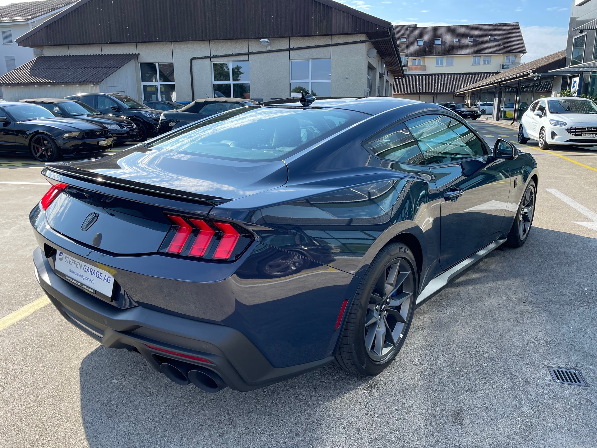 FORD Mustang Fastback 5.0 V8 Dark Horse Automat-image-7