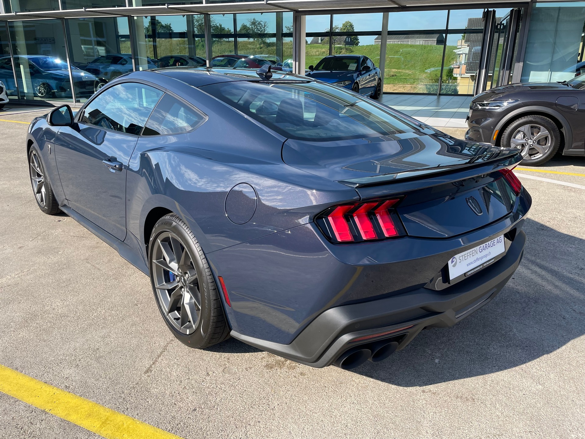 FORD Mustang Fastback 5.0 V8 Dark Horse Automat-image-5