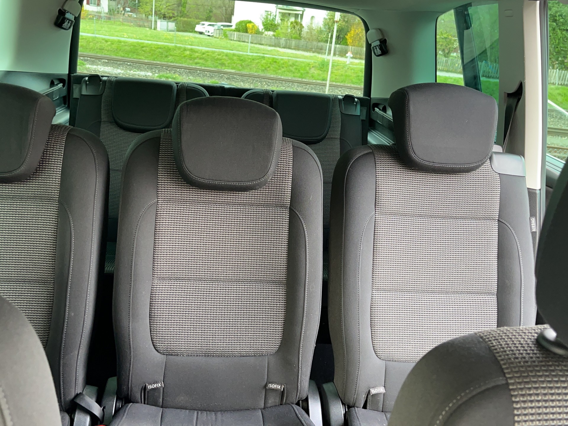 VW Sharan 2.0 TDI BlueMotion Technology Design DSG-image-12