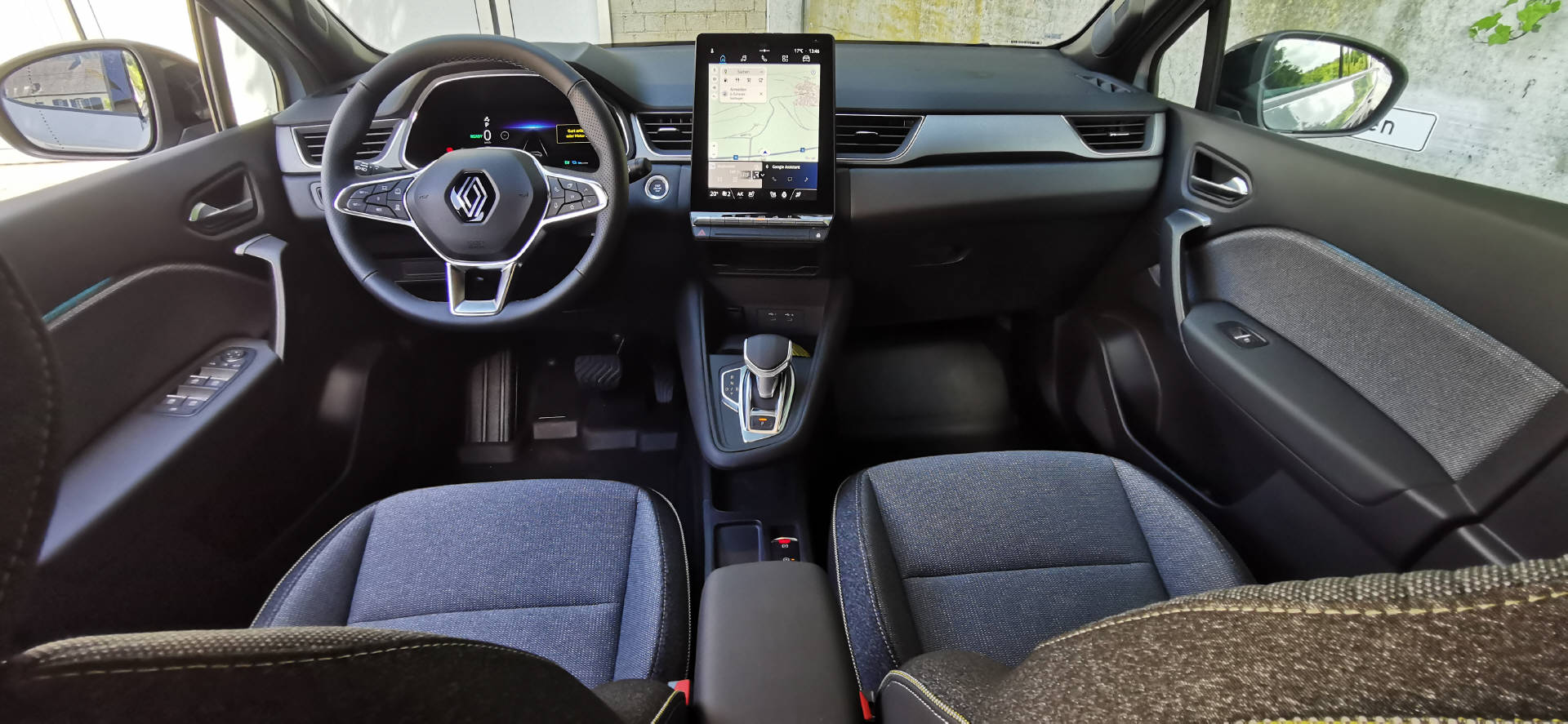 RENAULT Captur 1.6 E-Tech techno-image-9