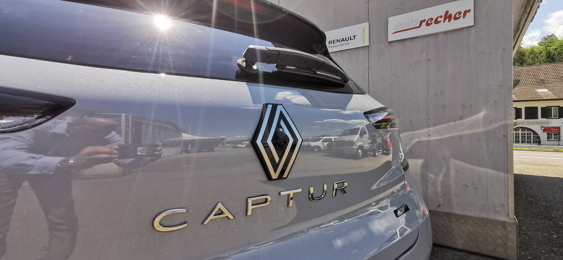 RENAULT Captur 1.6 E-Tech techno-image-4