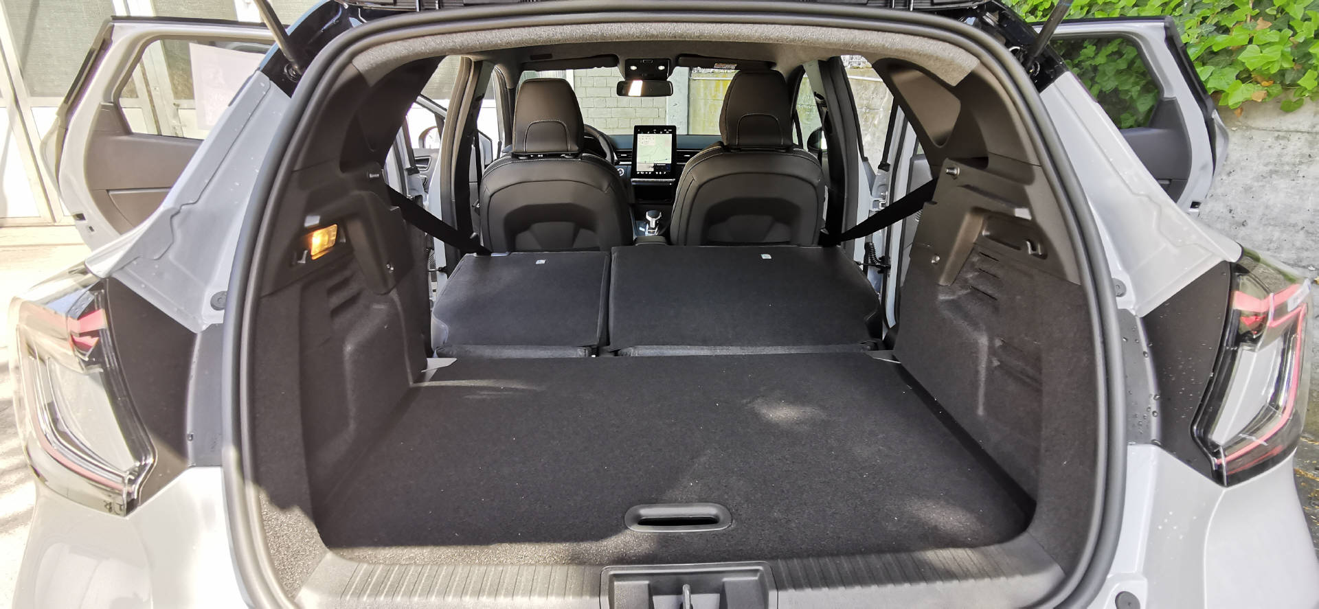 RENAULT Captur 1.6 E-Tech techno-image-14