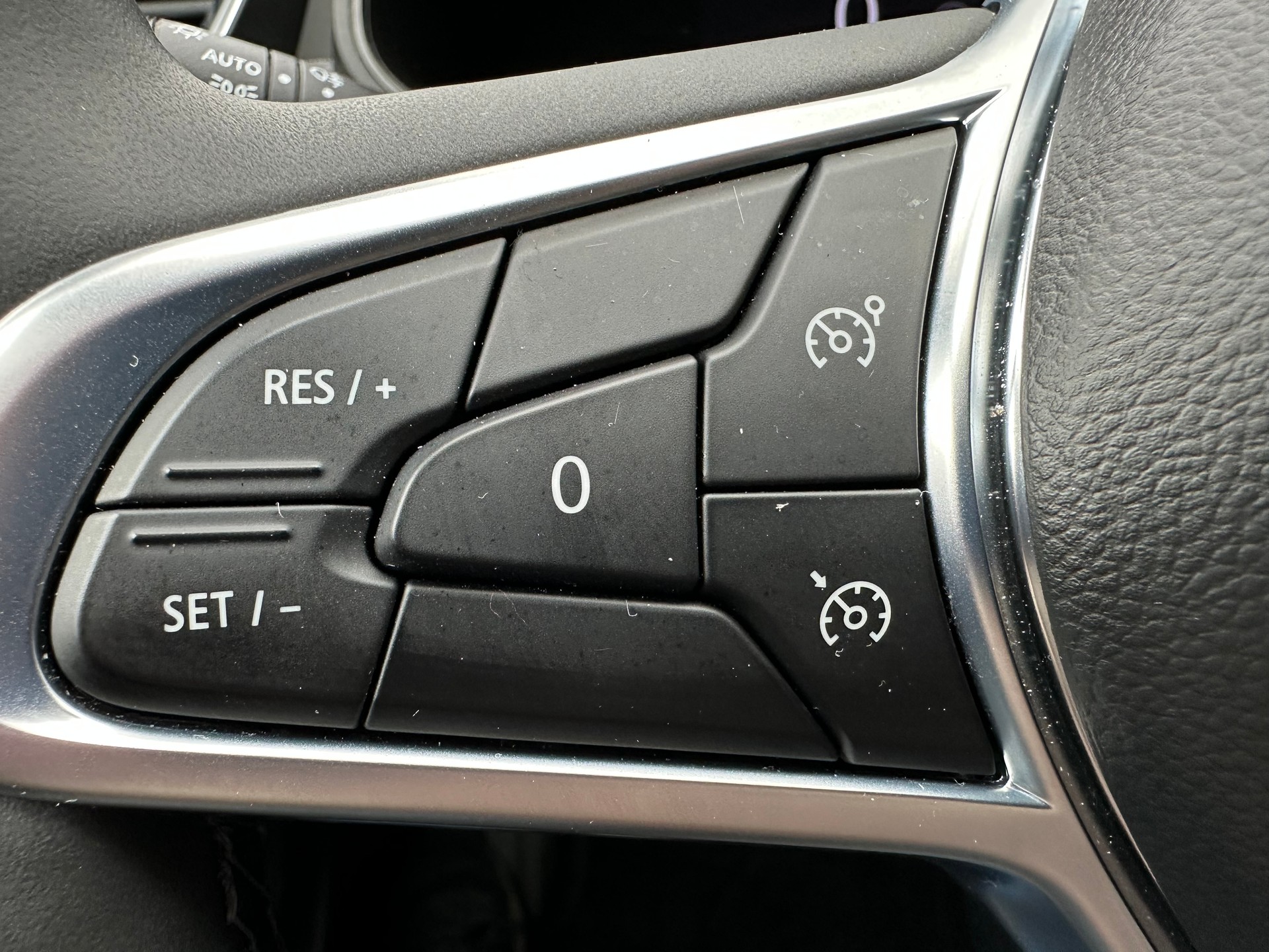 MITSUBISHI COLT 1.0 Invite-image-18