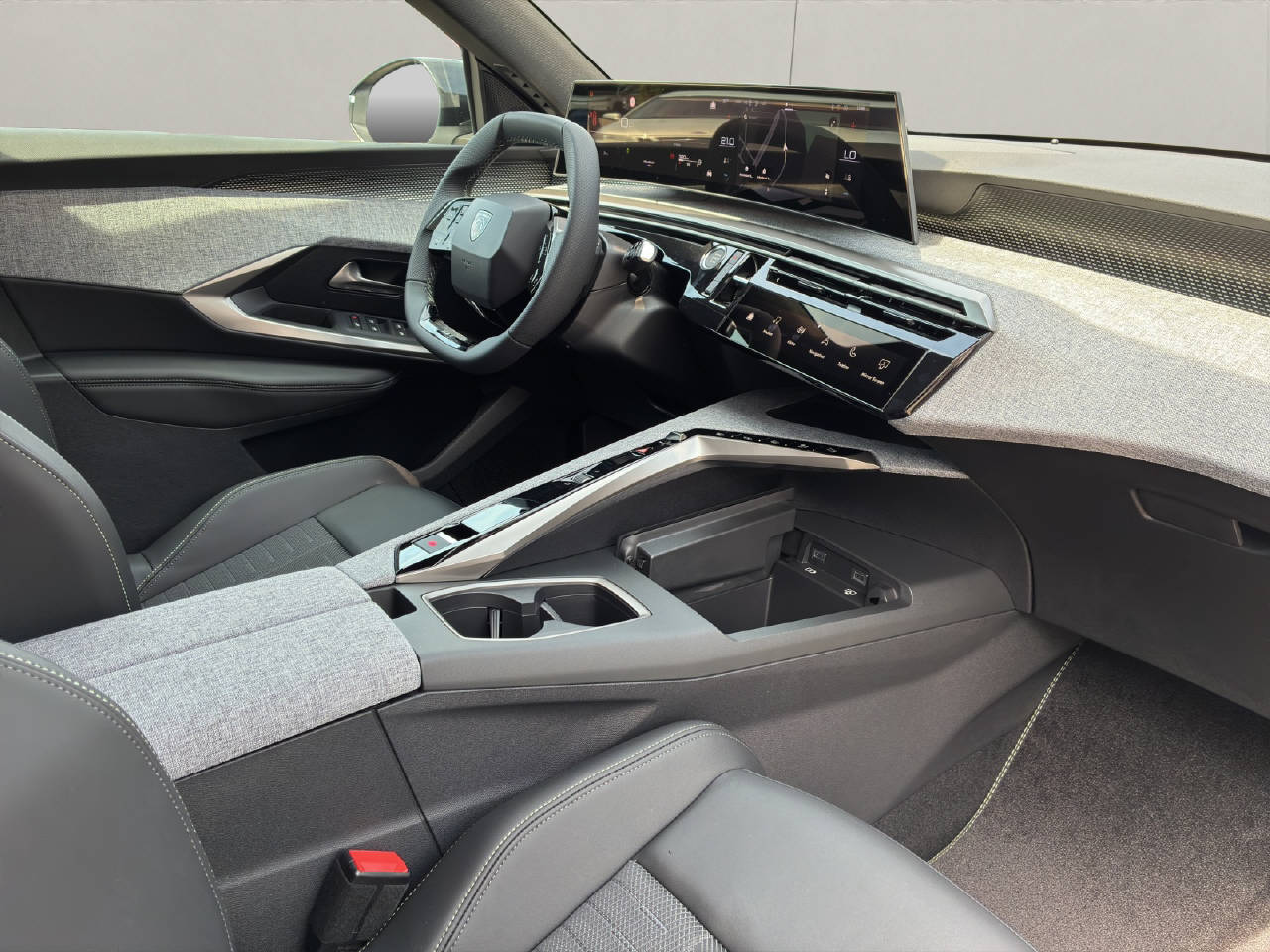 PEUGEOT 3008 1.2 Hybrid GT-image-5