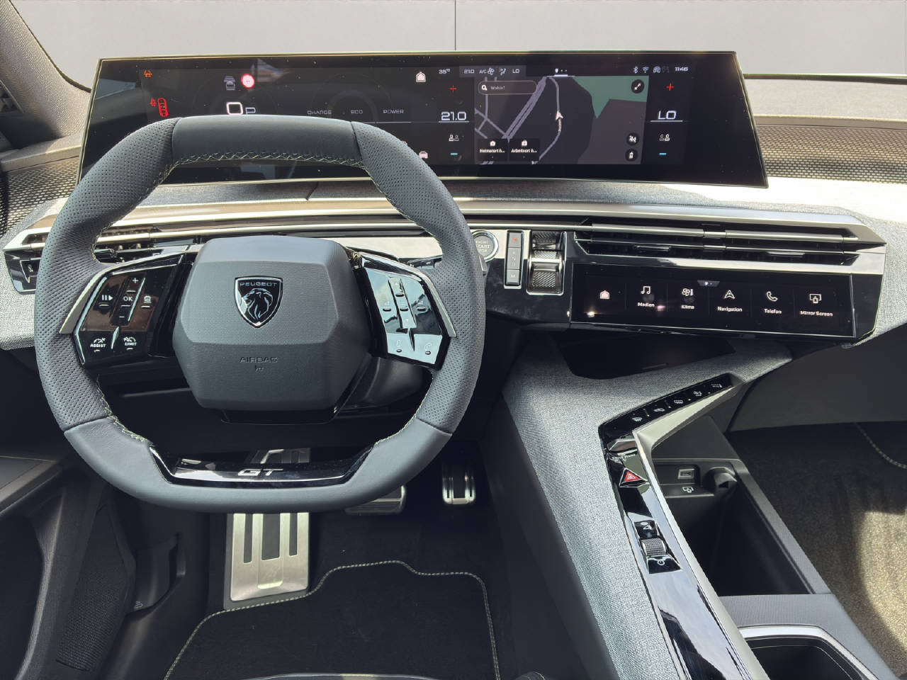 PEUGEOT 3008 1.2 Hybrid GT-image-10
