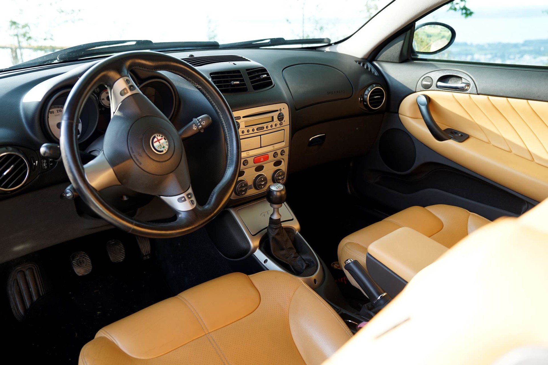 ALFA ROMEO GT 3.2 V6 Distinctive-image-4