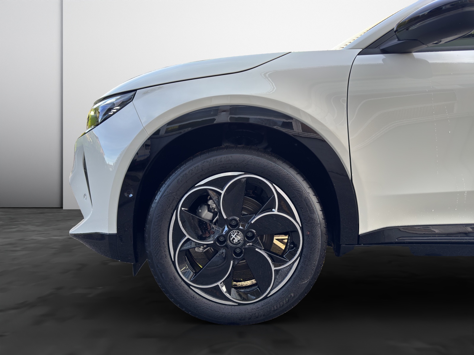 ALFA ROMEO Junior 1.2 Ibrida Q4 SKY-image-15