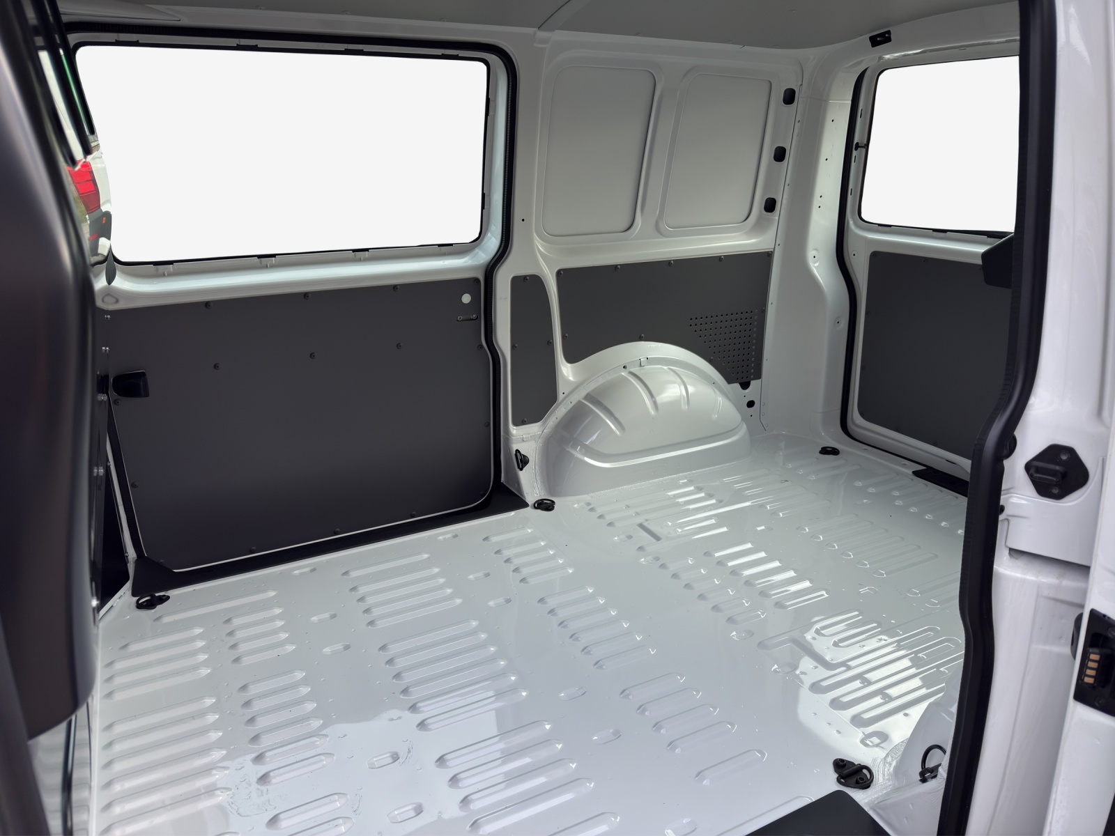 VW T6.1 2.0 TDI DSG-image-11