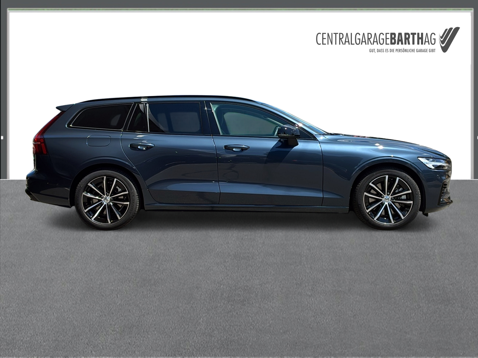 VOLVO V60 2.0 T6 TE Plus Dark eAWD-image-7