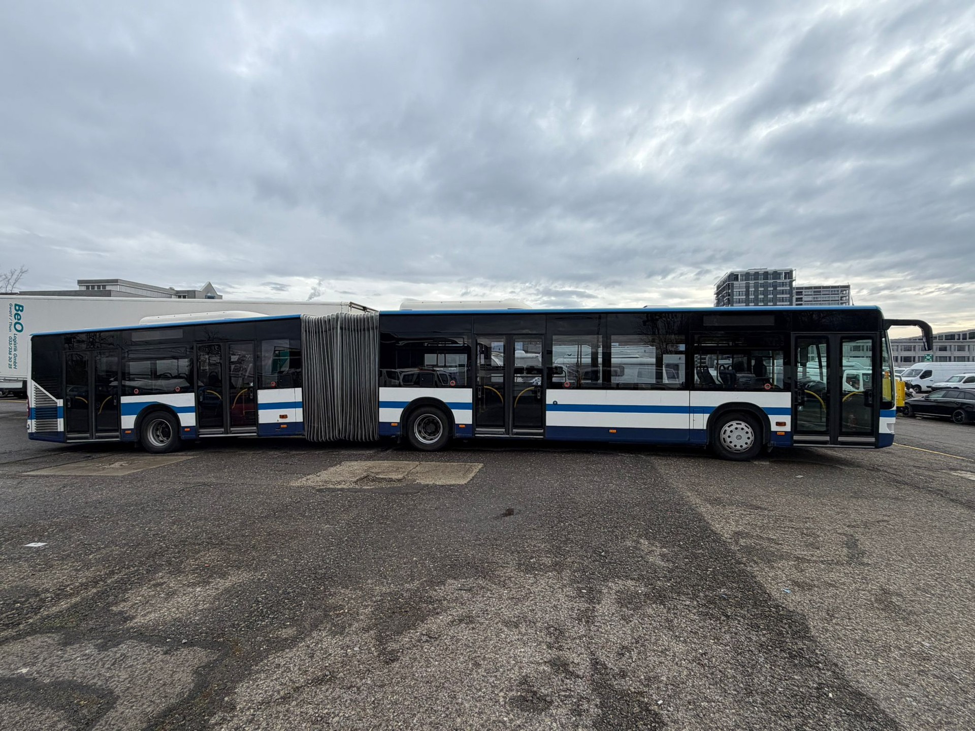 MERCEDES-BENZ O 530 G-showroom-element-2