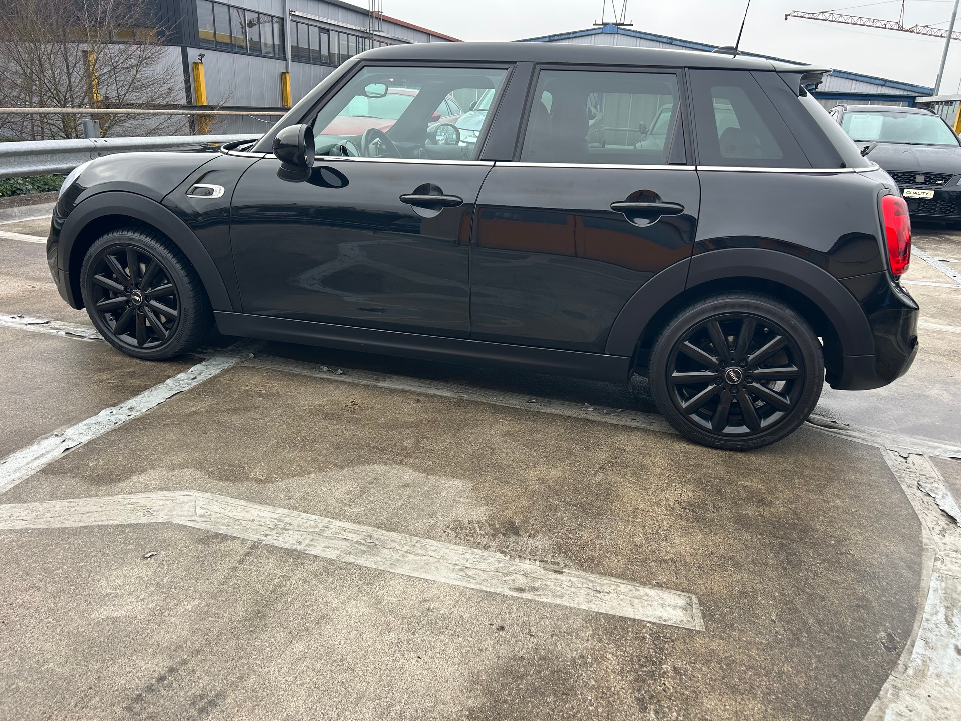 MINI Cooper S-image-1