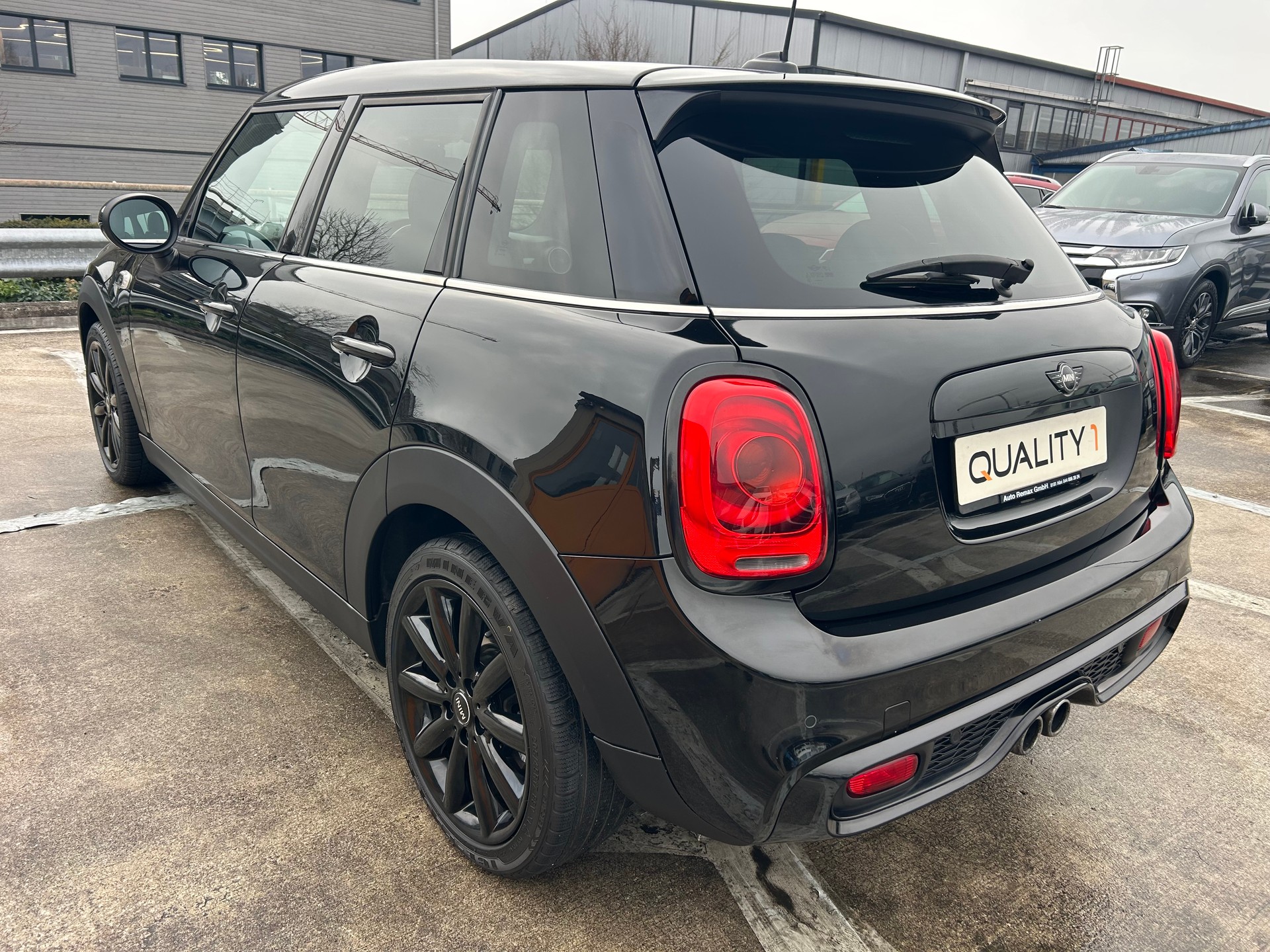 MINI Cooper S-image-2