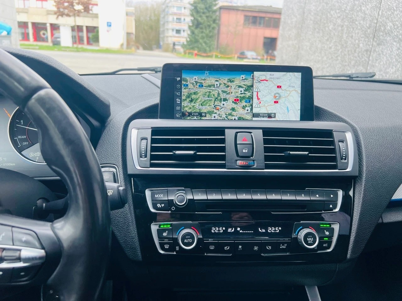BMW 120d xDrive M Sport Steptronic-image-8