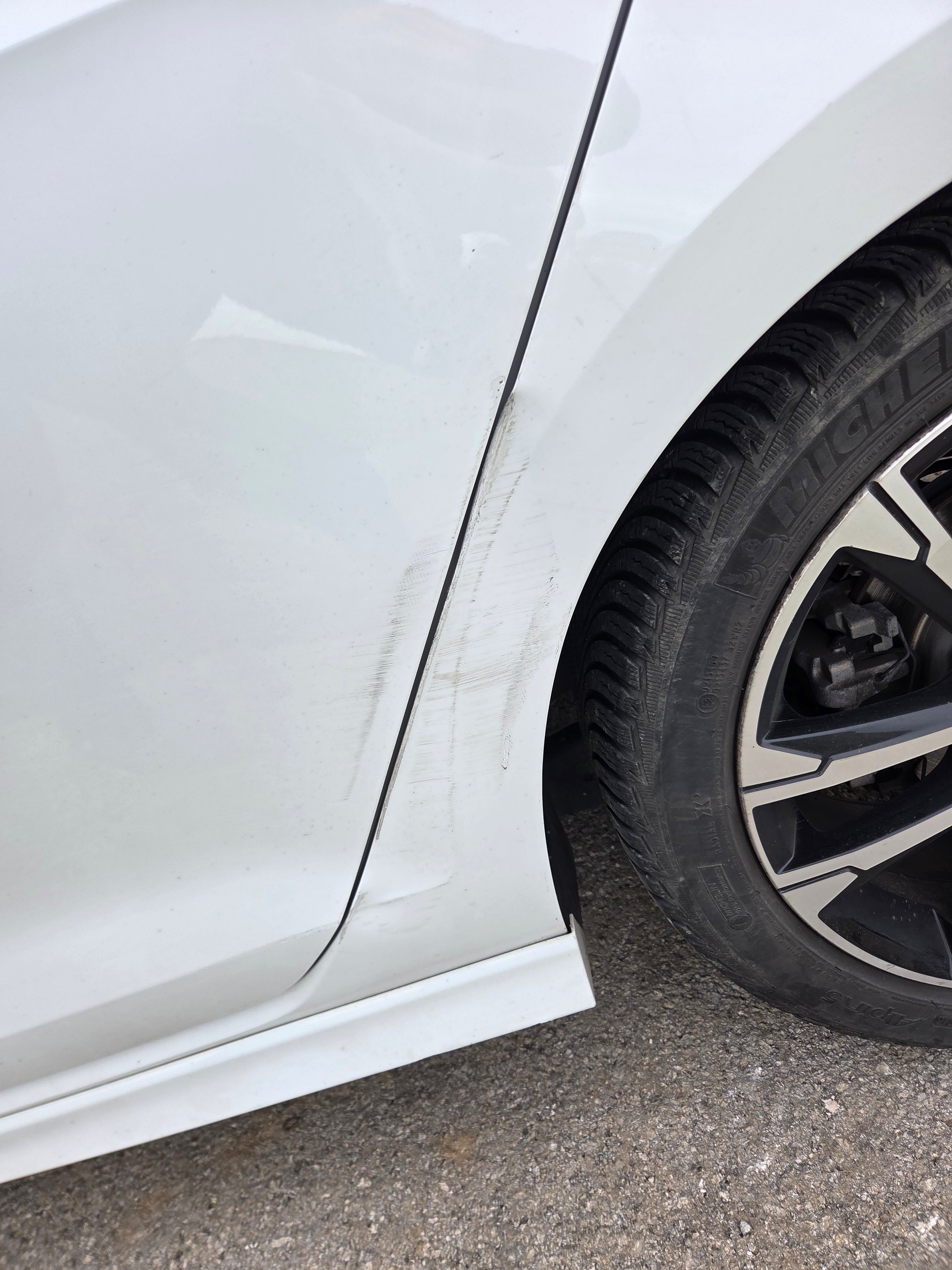 VW Golf VII 1.4 TSI Lounge R-Line DSG-image-5
