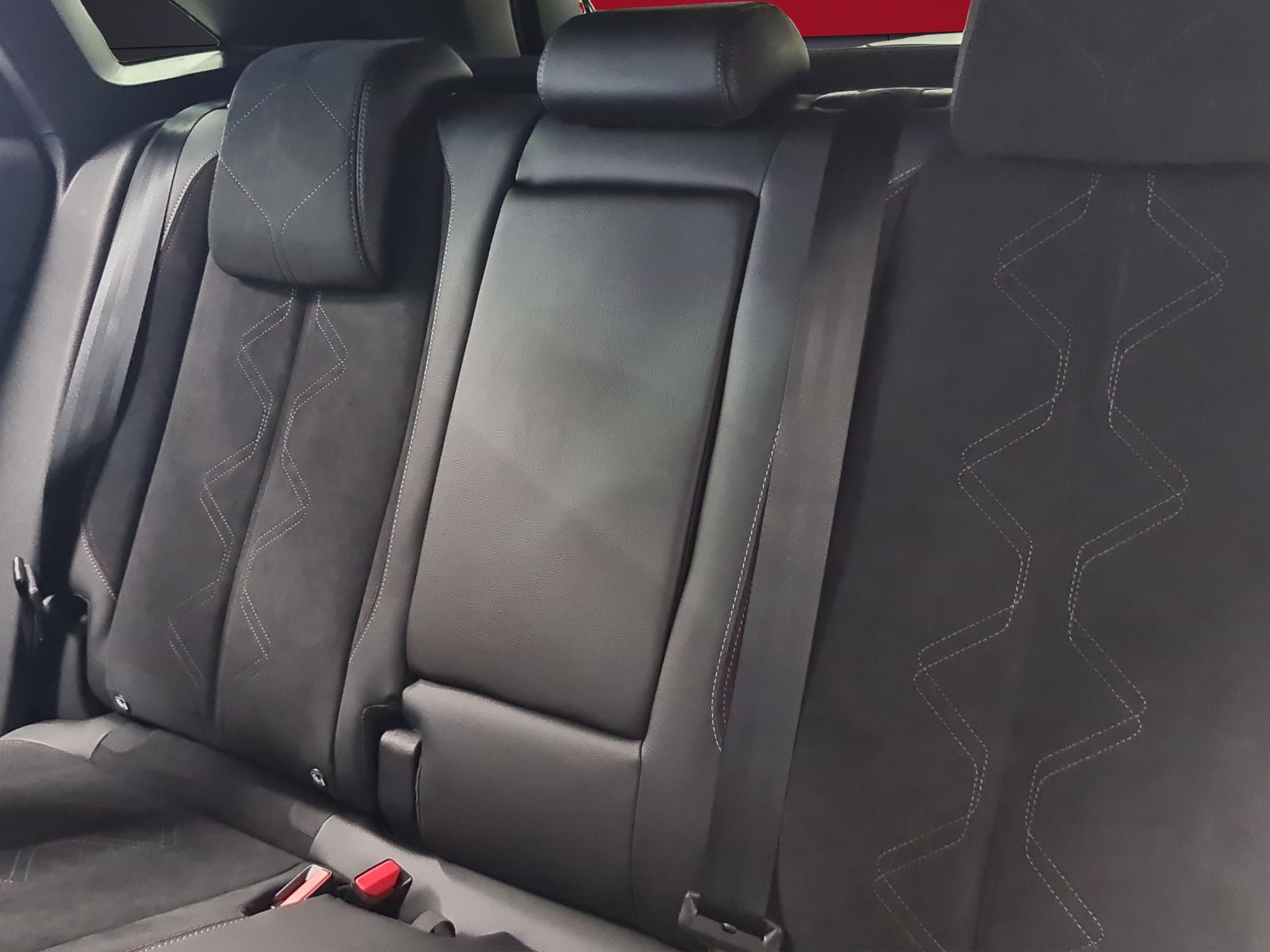 DS AUTOMOBILES DS7 E-Tense 4x4 Pallas-image-4