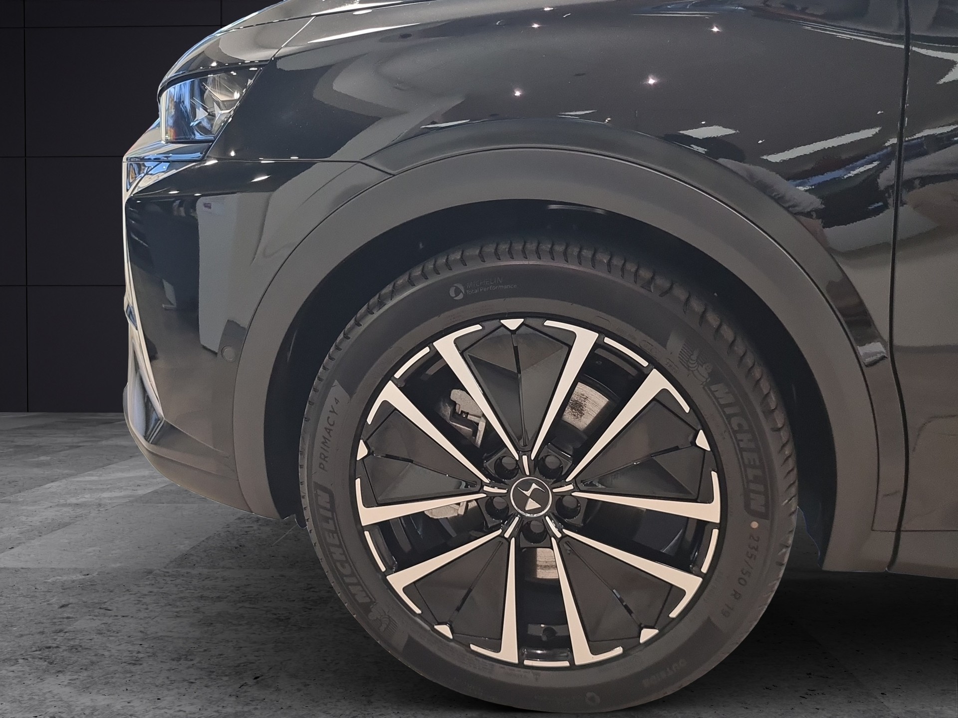 DS AUTOMOBILES DS7 E-Tense 4x4 Pallas-image-2