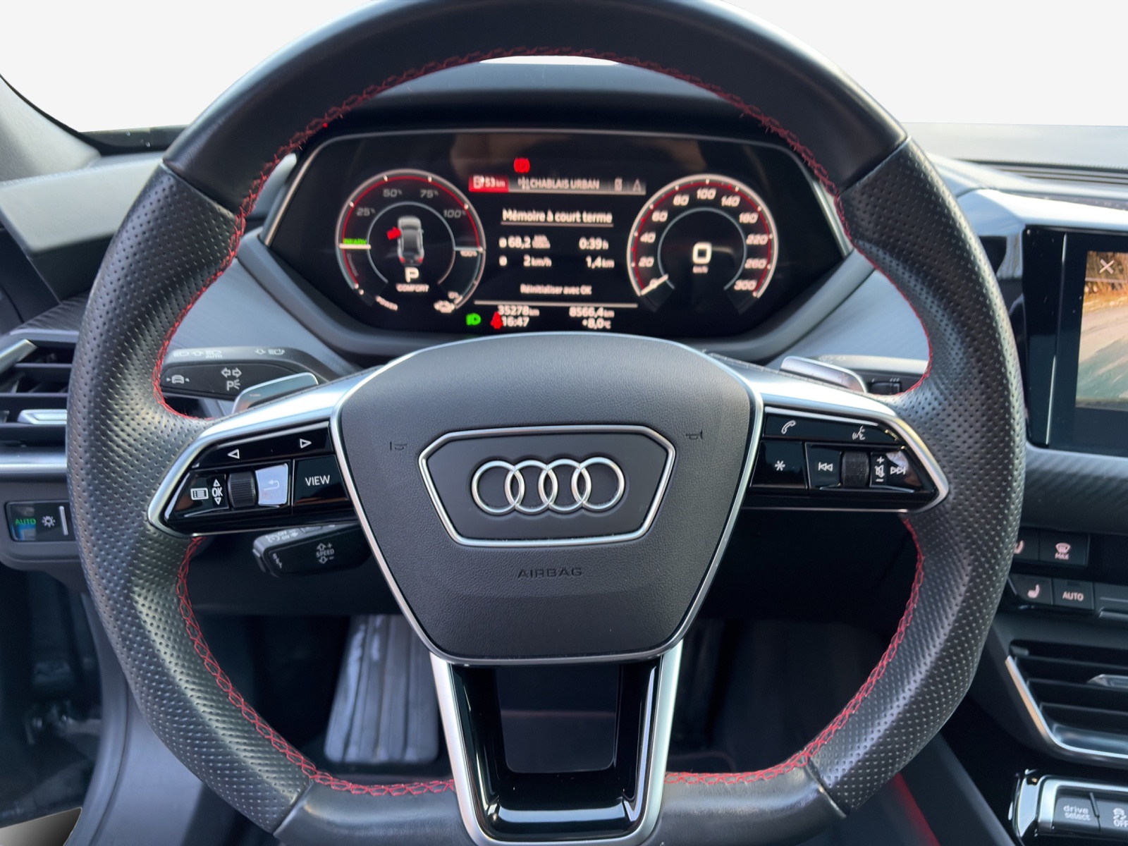 AUDI e-tron GT quattro-image-10