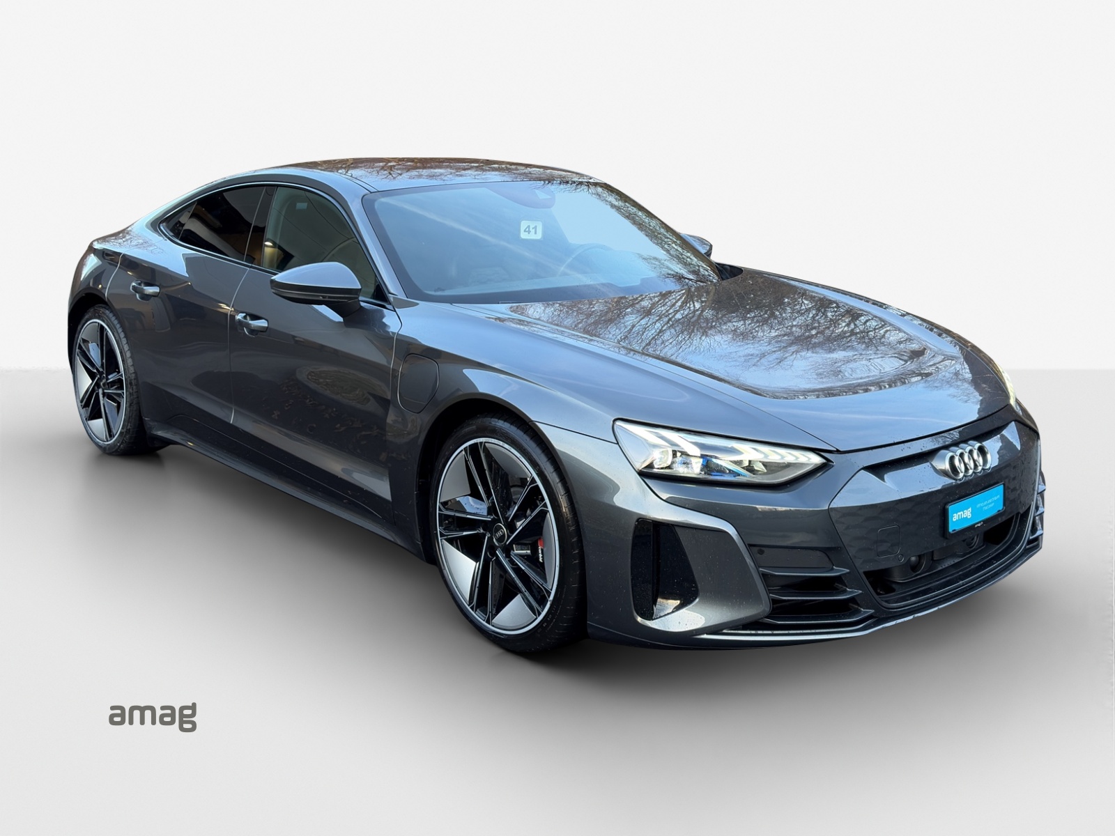 AUDI e-tron GT quattro-image-6